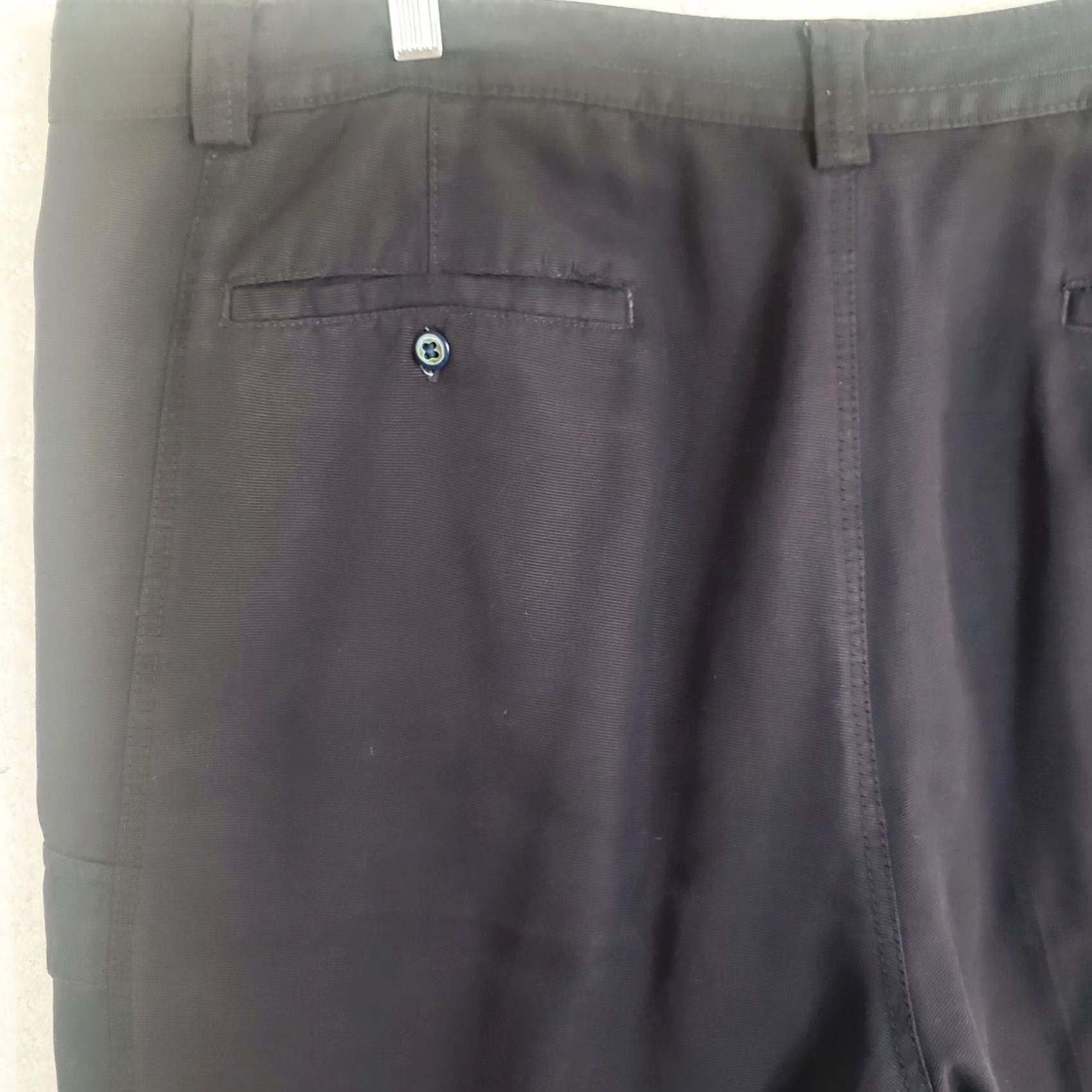 Tommy Bahama Tommy Bahama Shorts Mens 44 Black Stretch Chino Casual Flat Front 10in Inseam Canvas Pocket Pockets Regular Classic Mens Size US 44 / EU 60 - 7 Thumbnail