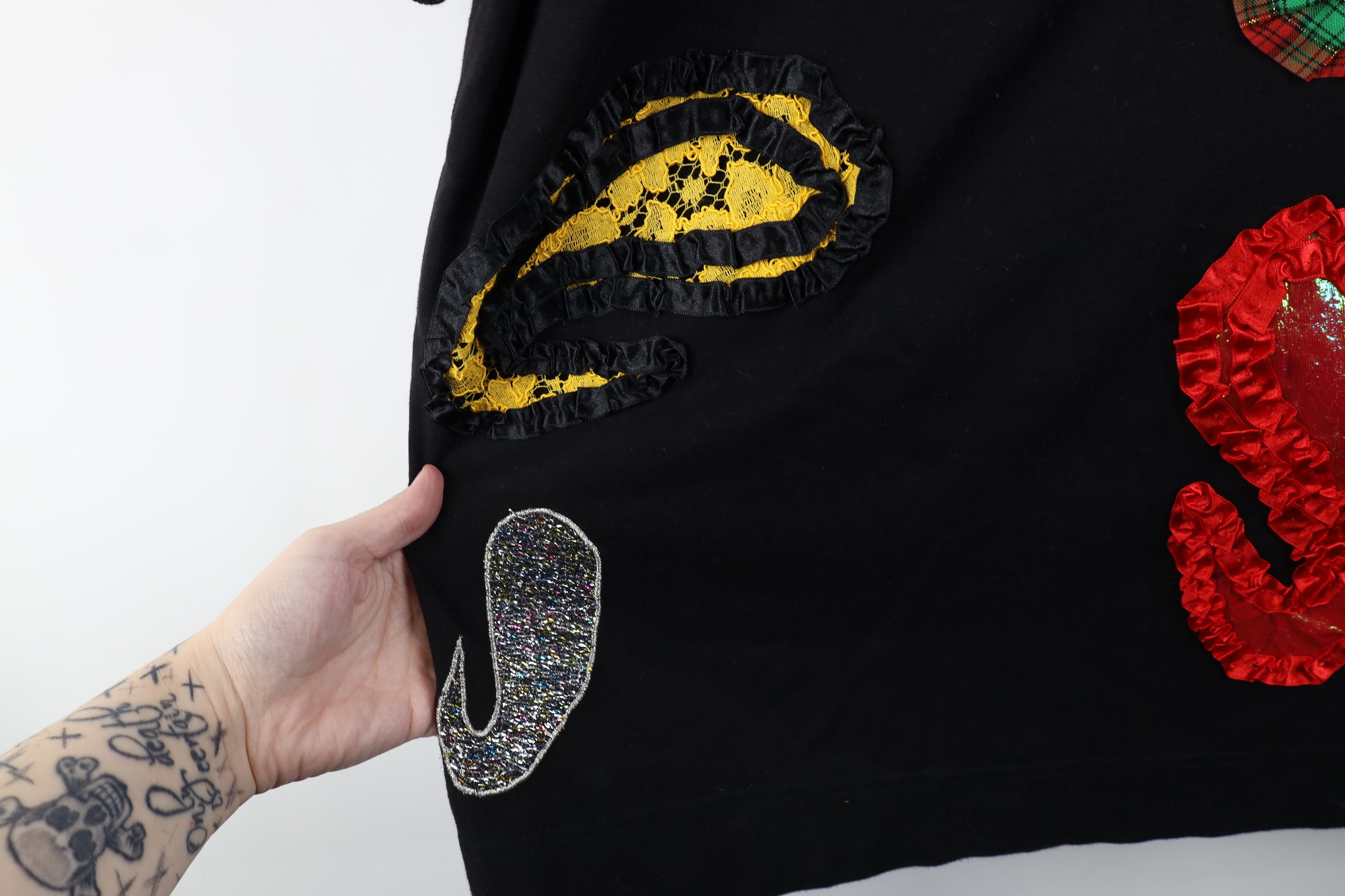 Vintage Vintage 90s Streetwear Patchwork Beaded Short Sleeve T-Shirt Size XL / US 12-14 / IT 48-50 - 8 Thumbnail