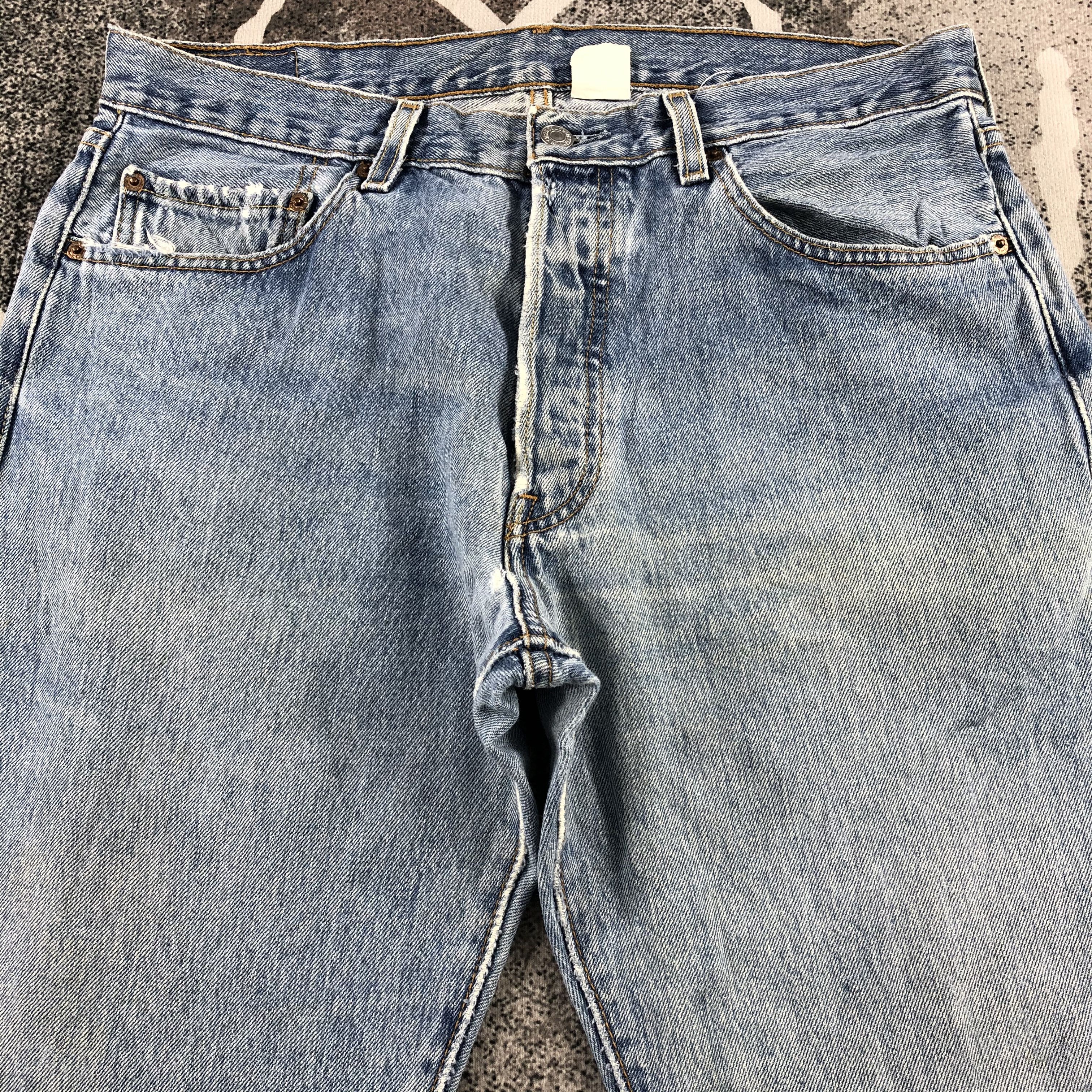 Levi's Vintage Levis 501 Jeans Distressed Denim KJ1067 Size US 34 / EU 50 - 3 Thumbnail