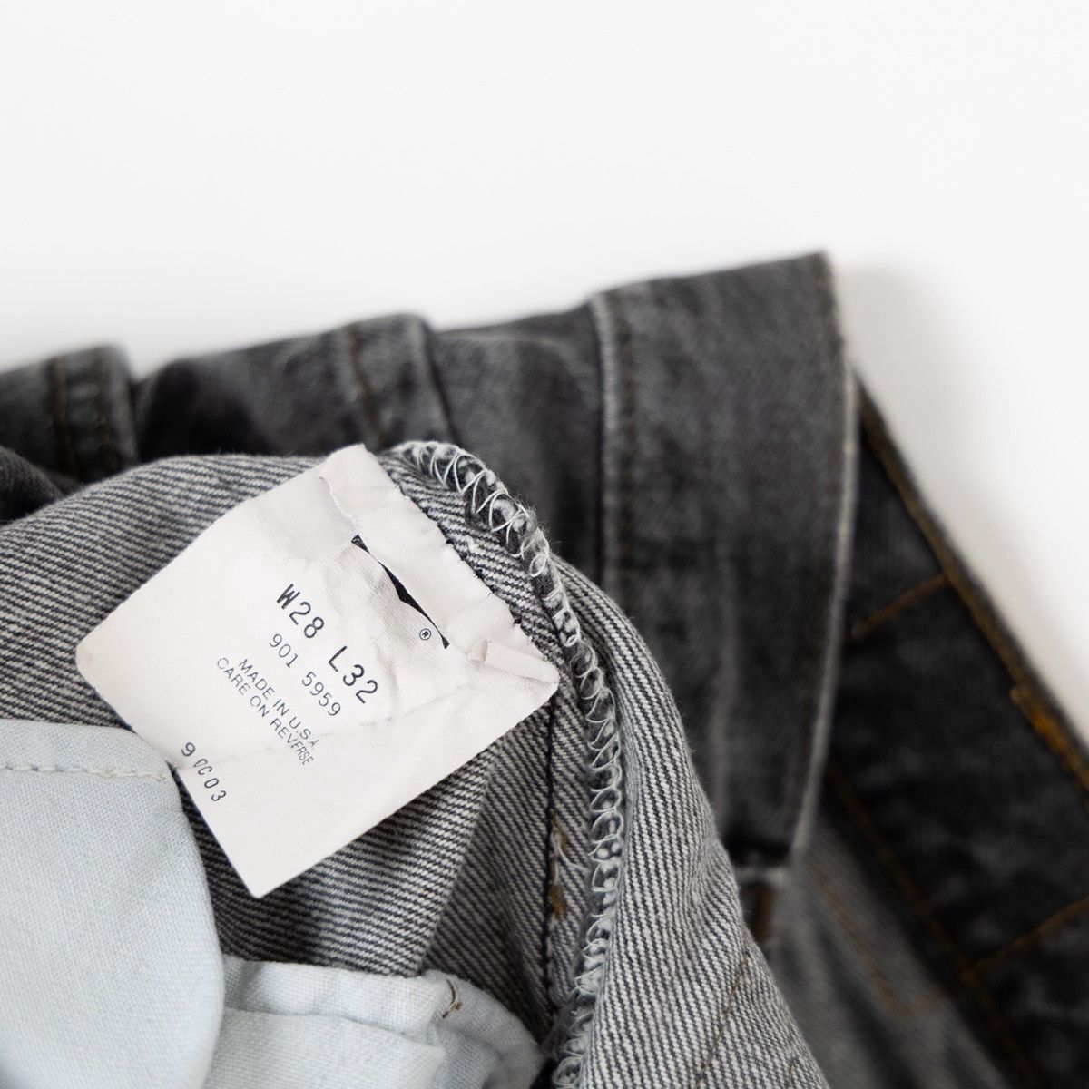 Levi's Vintage Clothing Levis 524 Gray Jeans Vintage Rare High Waist Made in USA Size 27" / US 4 / IT 40 - 6 Thumbnail