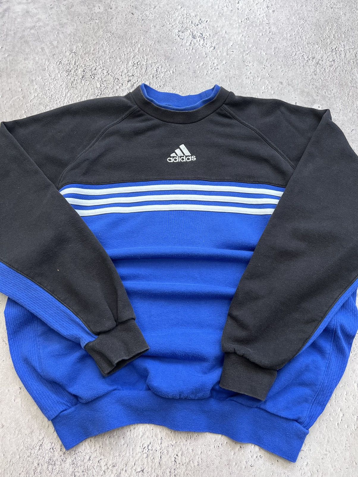 Adidas × Vintage Vintage Adidas Big Logo Streetwear Blue Oversize Sweatshirt Size US M / EU 48-50 / 2 - 7 Thumbnail