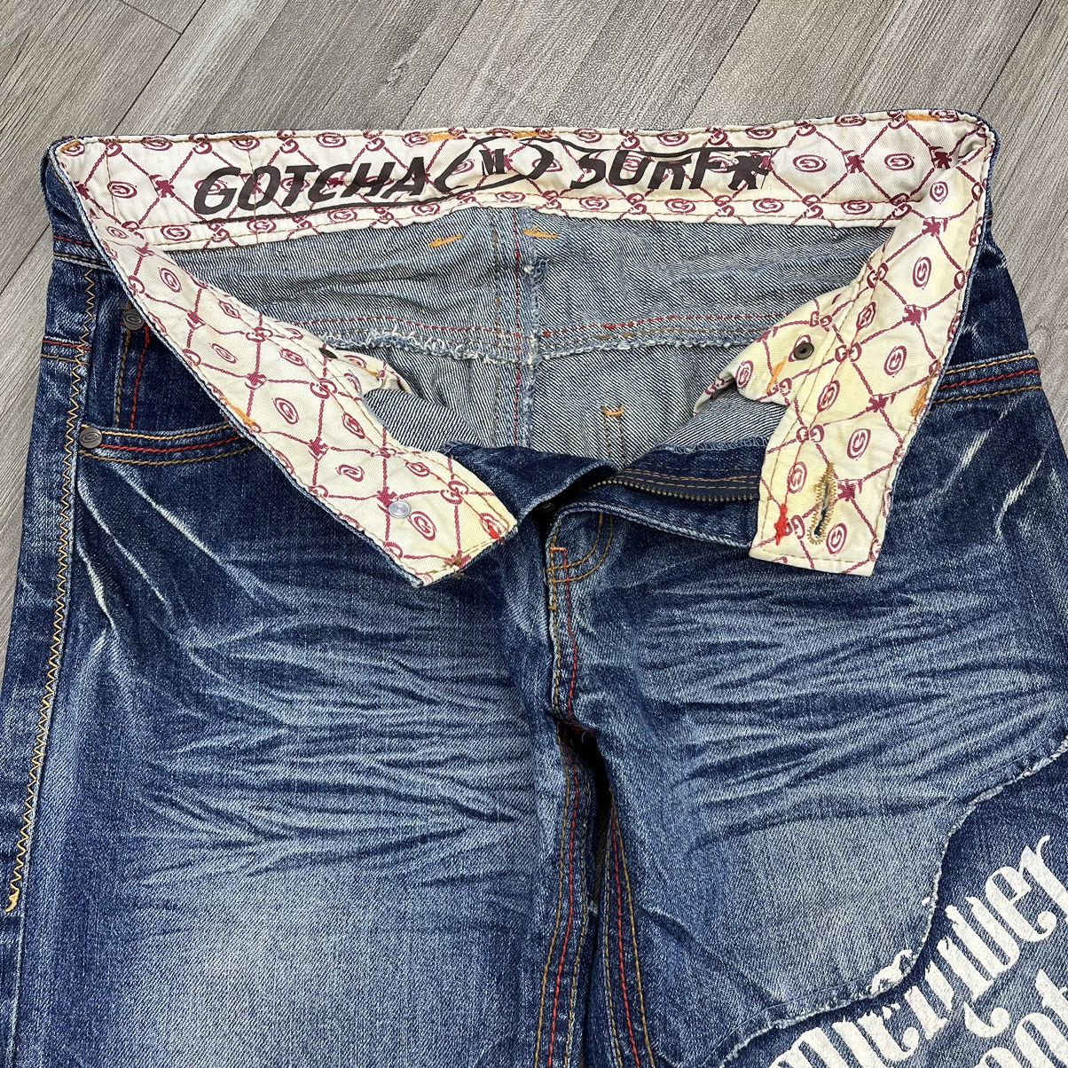 Gotcha × Vintage Vintage Gotcha Big Logo Distressed Faded Denim Jeans Size US 32 / EU 48 - 10 Thumbnail