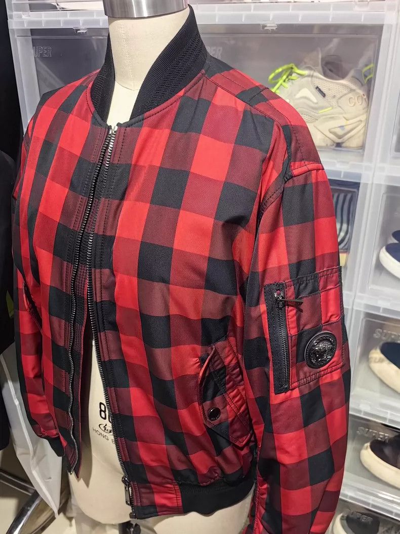 Versace Versace The bomber jacket has a classic red and black chec Size US M / EU 48-50 / 2 - 2 Thumbnail