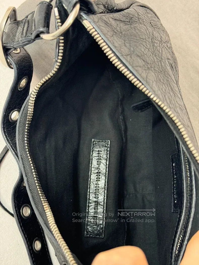 Other Balenciaga Le Cagole. Size ONE SIZE - 7 Thumbnail