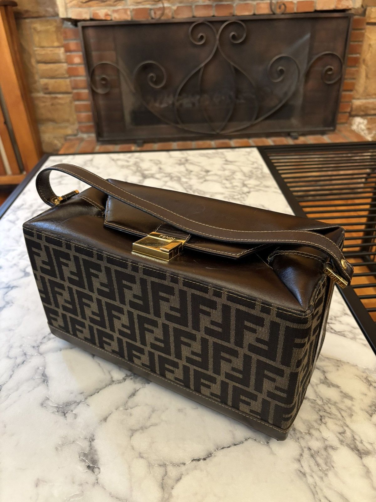 Fendi RESERVED Fendi Baguette Bauletto trunk bag Size ONE SIZE - 17 Thumbnail