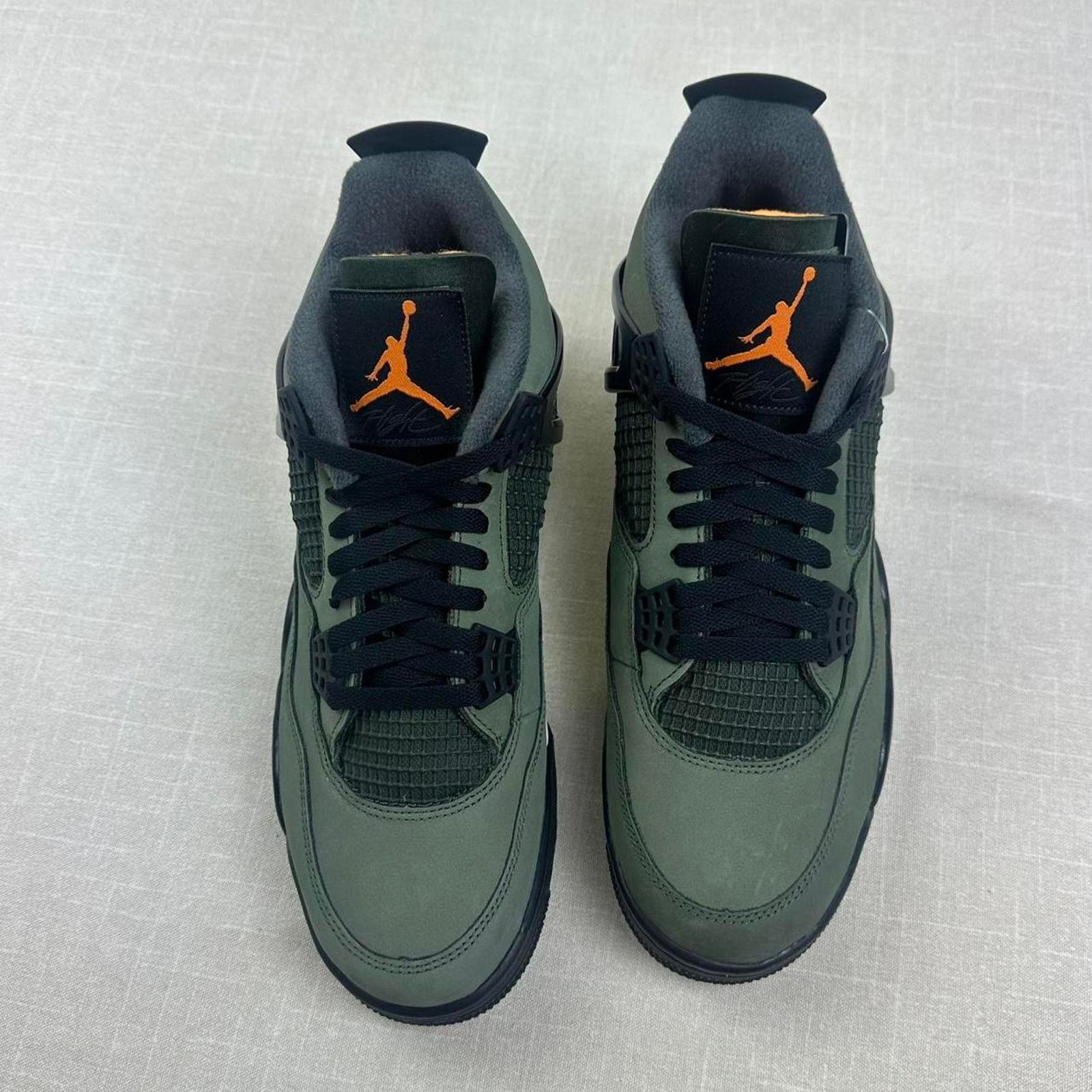 Jordan Brand 🫒 Jordan 4 "Undefeated" 8.5M Size US 8.5 / EU 41-42 - 3 Thumbnail
