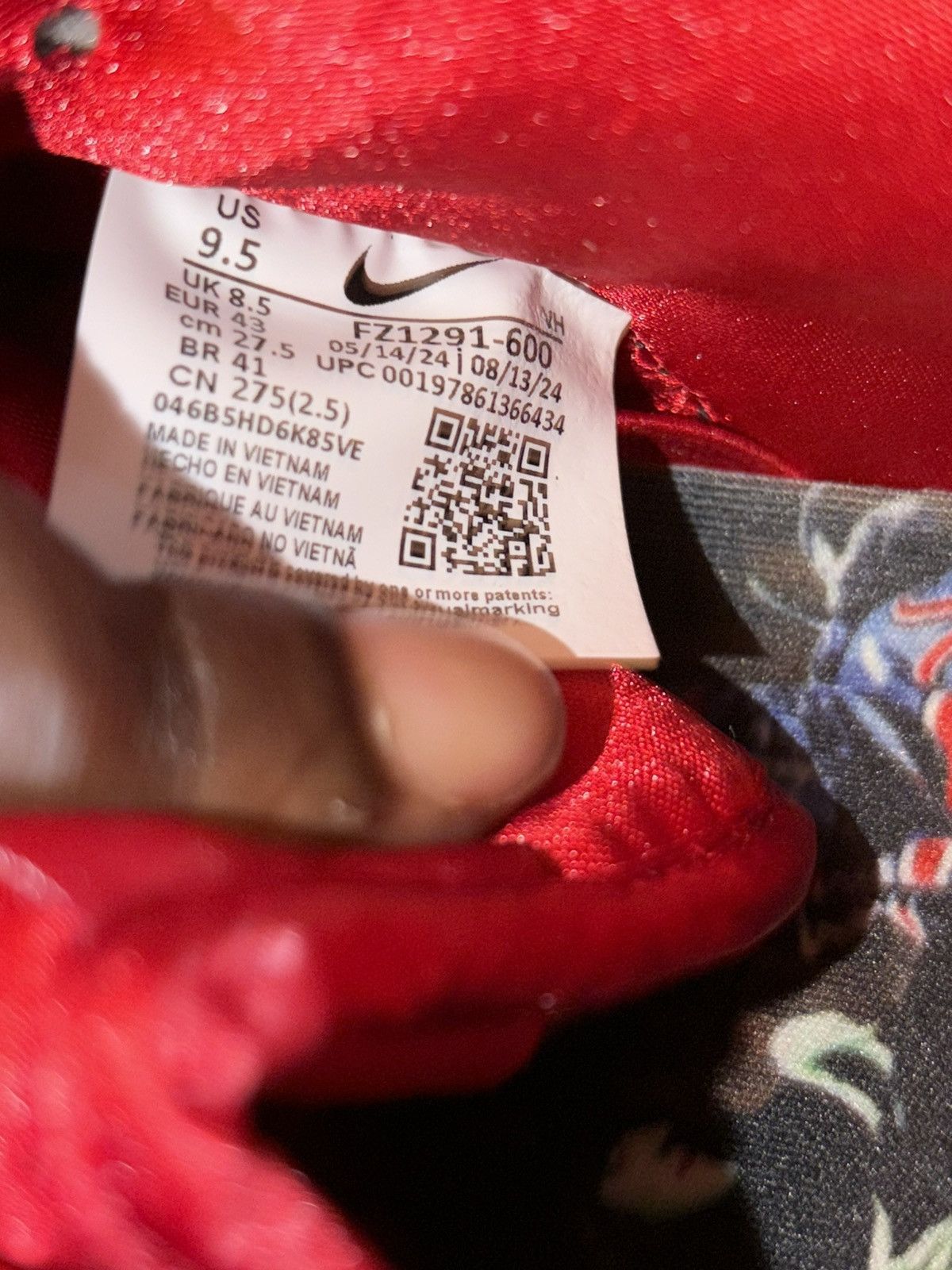 Nike SB Wizard Of Oz SB Dunks Size US 9.5 / EU 42-43 - 9 Thumbnail