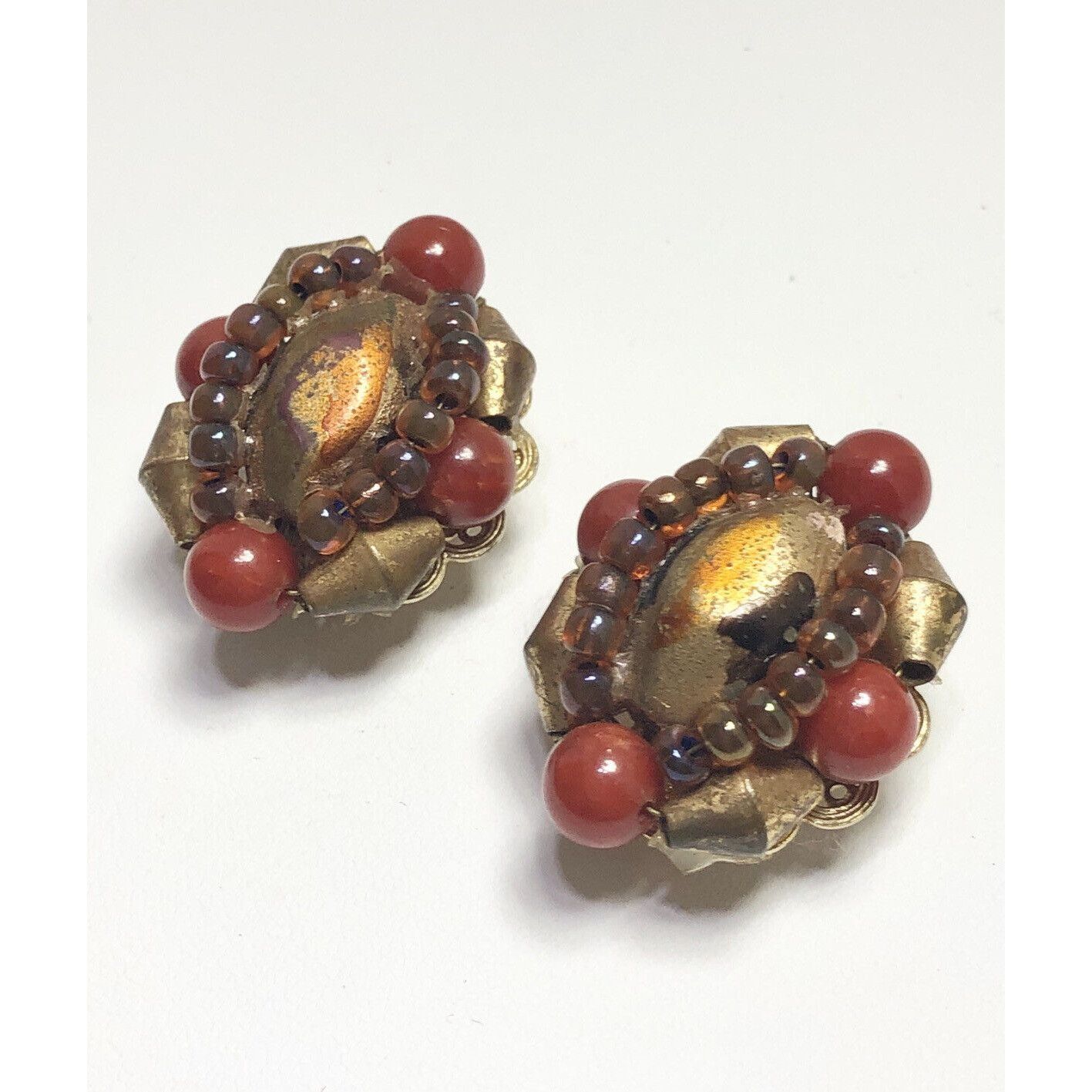 Vintage Signed HOBE Vintage Art Glass Bead Beaded Cluster Clip On Ea Size ONE SIZE - 3 Thumbnail