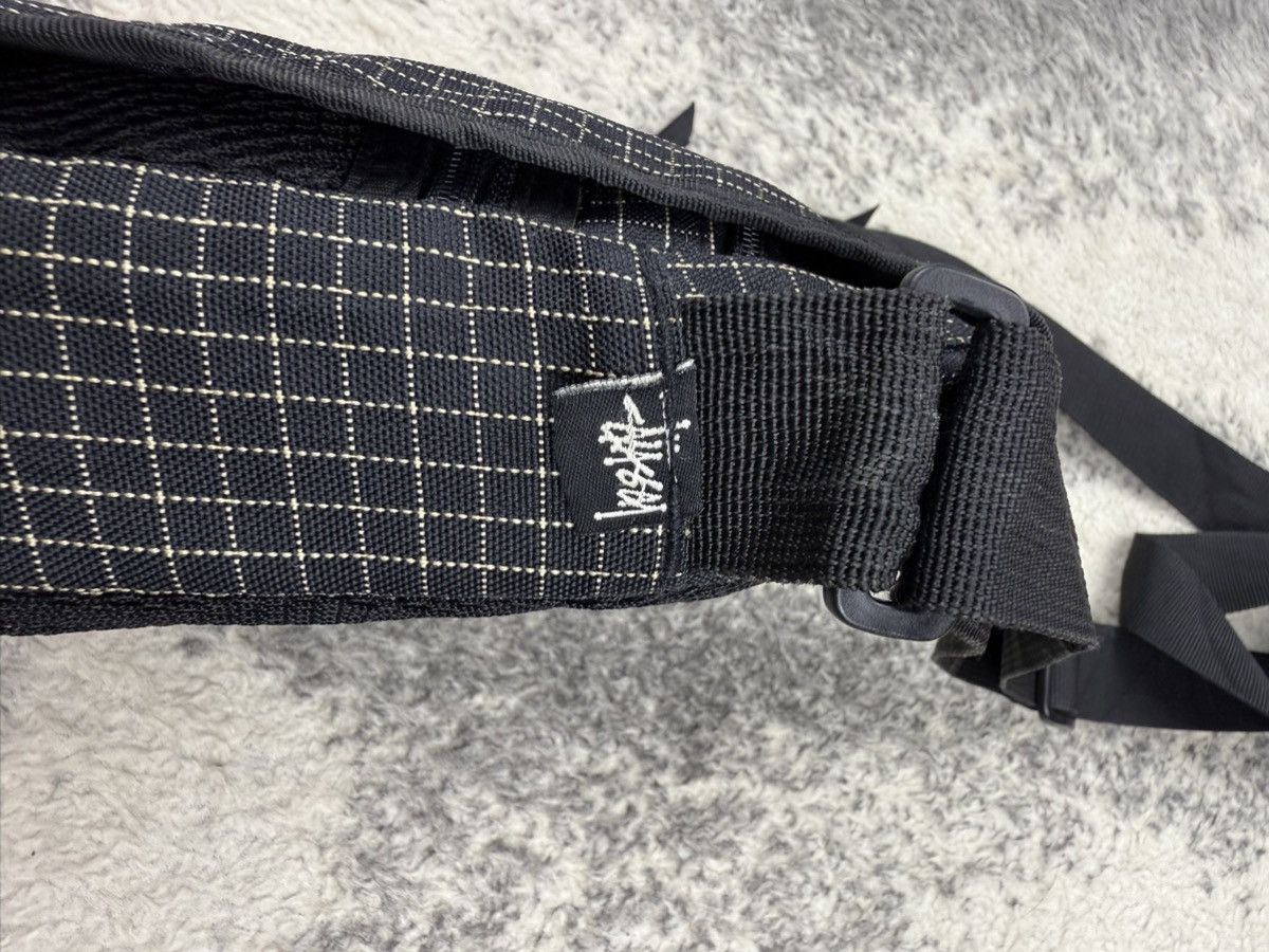 Stussy Vintage RARE 90s STUSSY Small Checked Flip On Sling Bag Size ONE SIZE - 4 Thumbnail