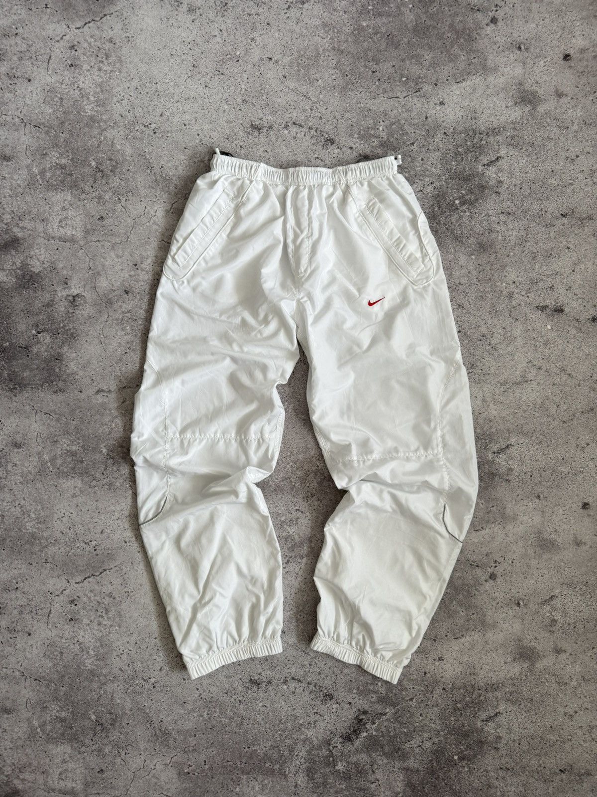 Nike Vintage Nike Air Max 360 Tracksuit White Large Men’s Size US L / EU 52-54 / 3 - 15 Thumbnail