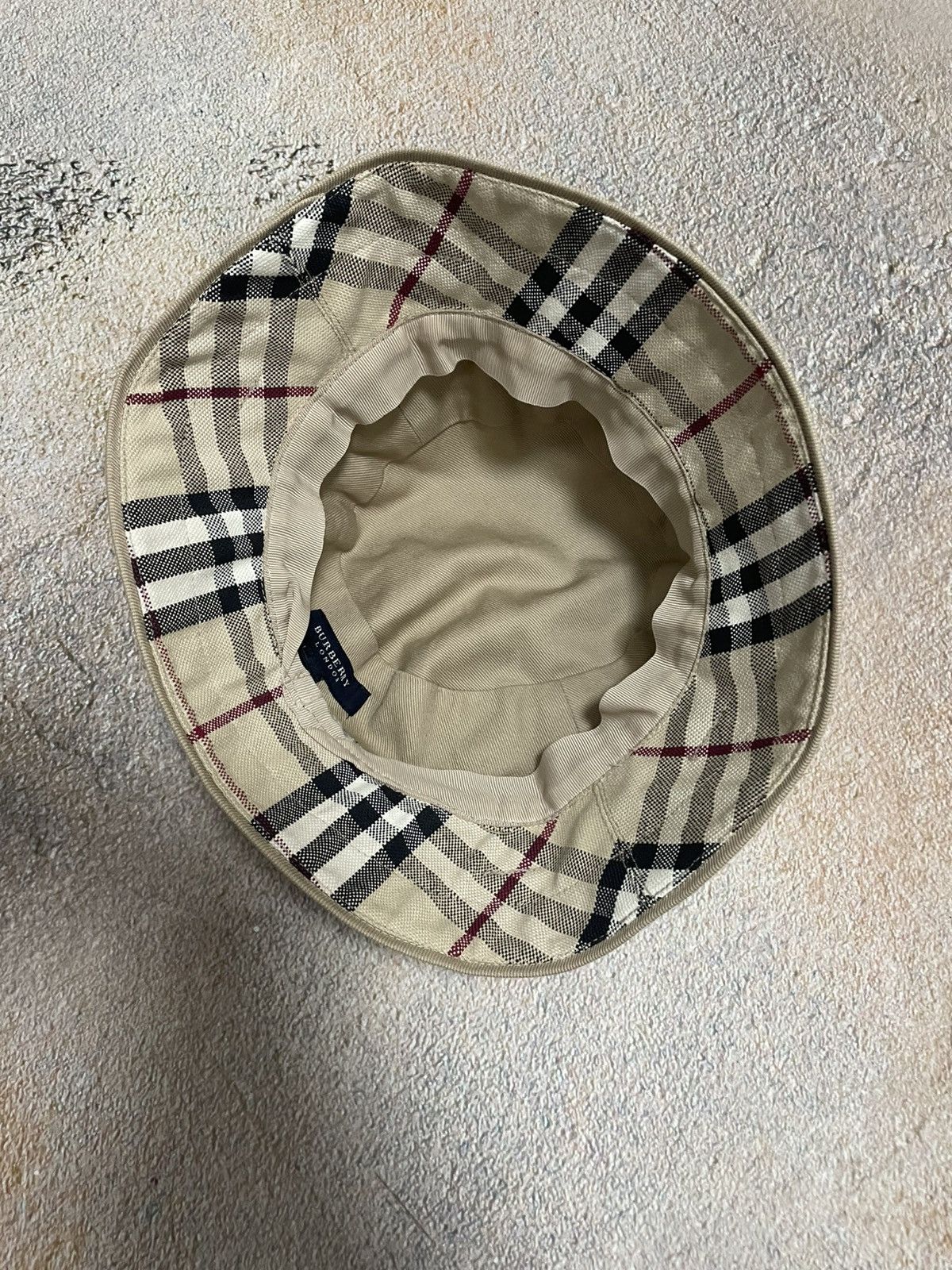 Burberry Nova Check Bucket Hat