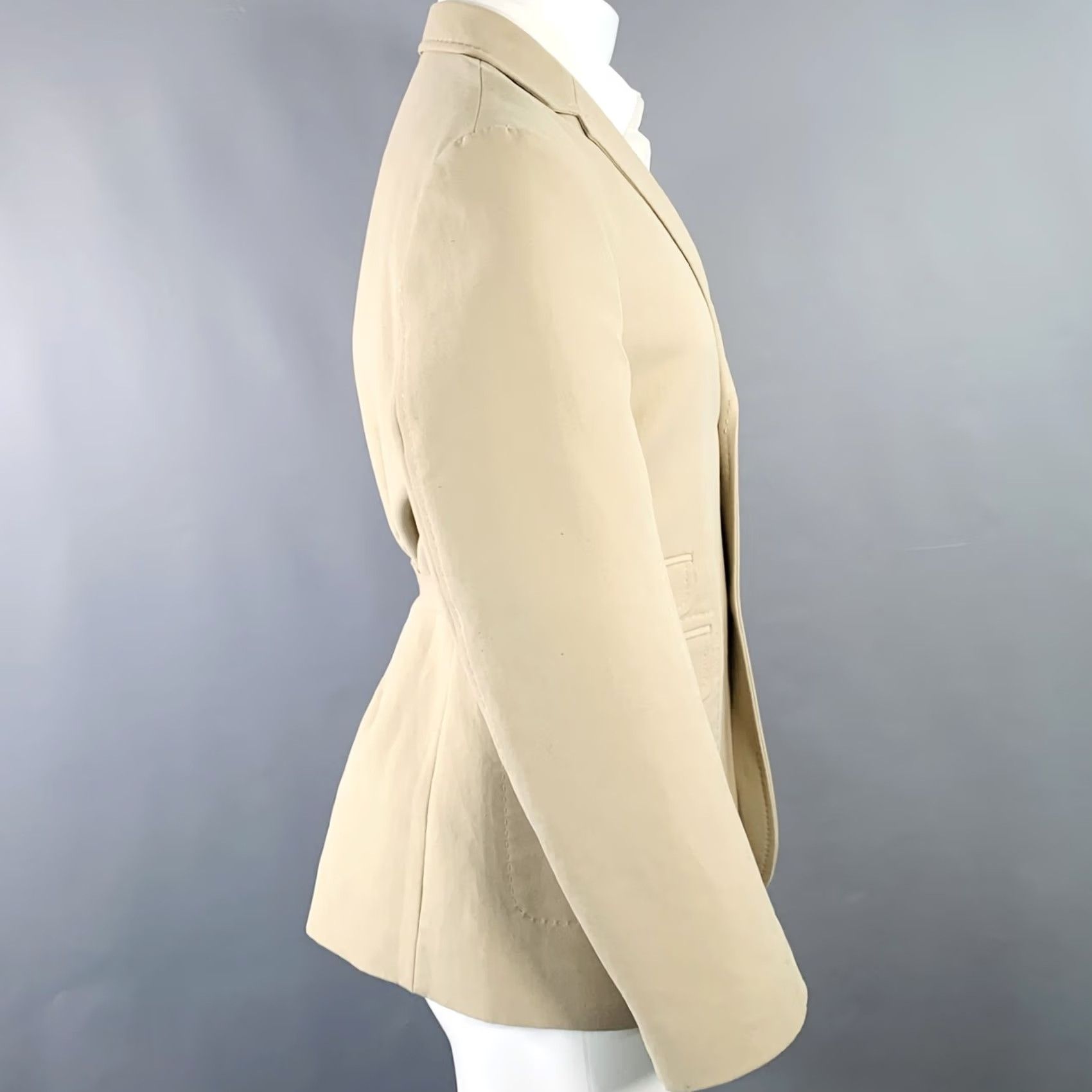 Jacquemus JACQUEMUS LE CHOUCHOU Sport Coat Size 40 Beige Cotton Blend Notch Lapel Size US XXS / EU 40 - 2 Thumbnail