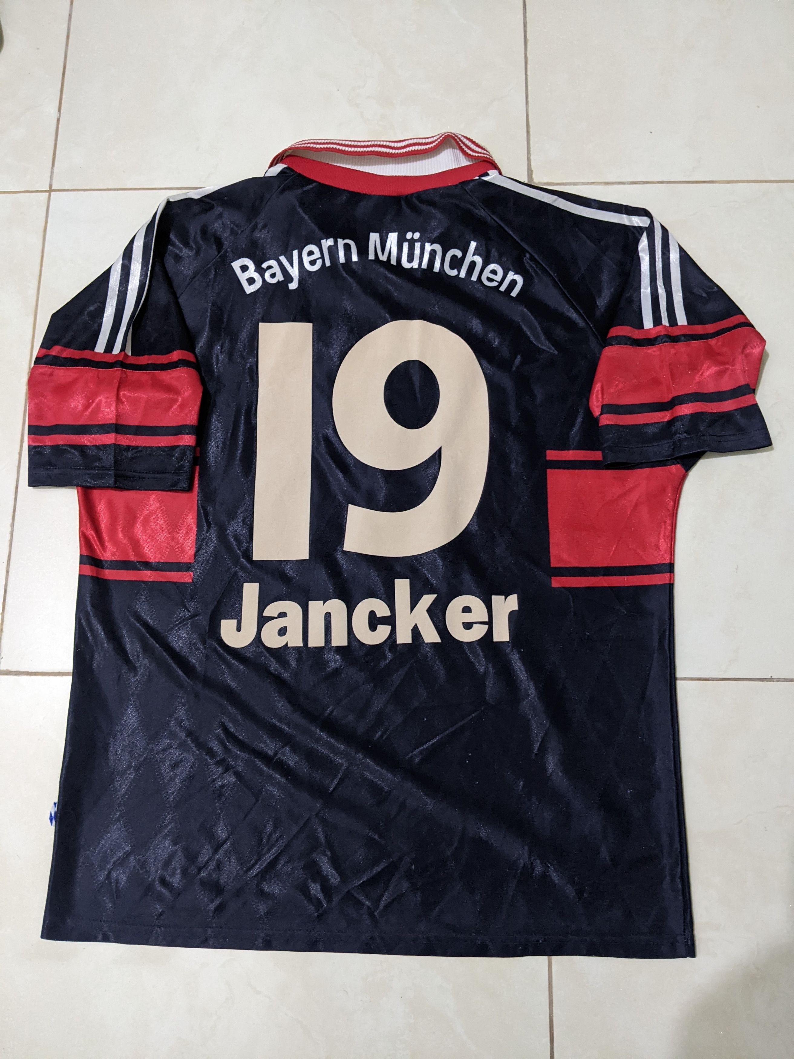 Adidas Bayer Munchen 1997 away janker Jersey football shirt Size US L / EU 52-54 / 3 - 2 Thumbnail