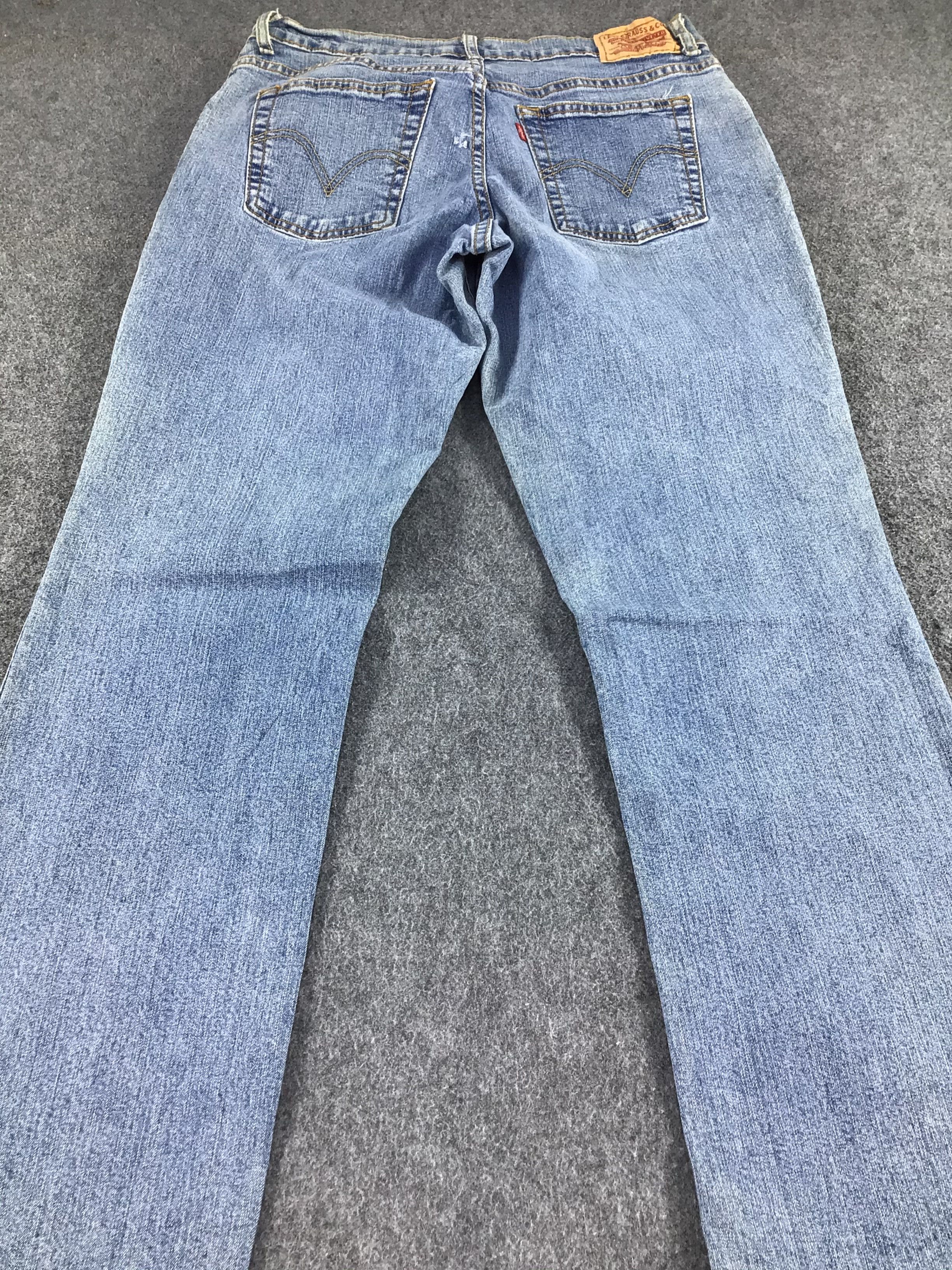 Levi's Vintage Levis 550 Jeans Faded Blue Denim -J555 Size US 32 / EU 48 - 4 Thumbnail