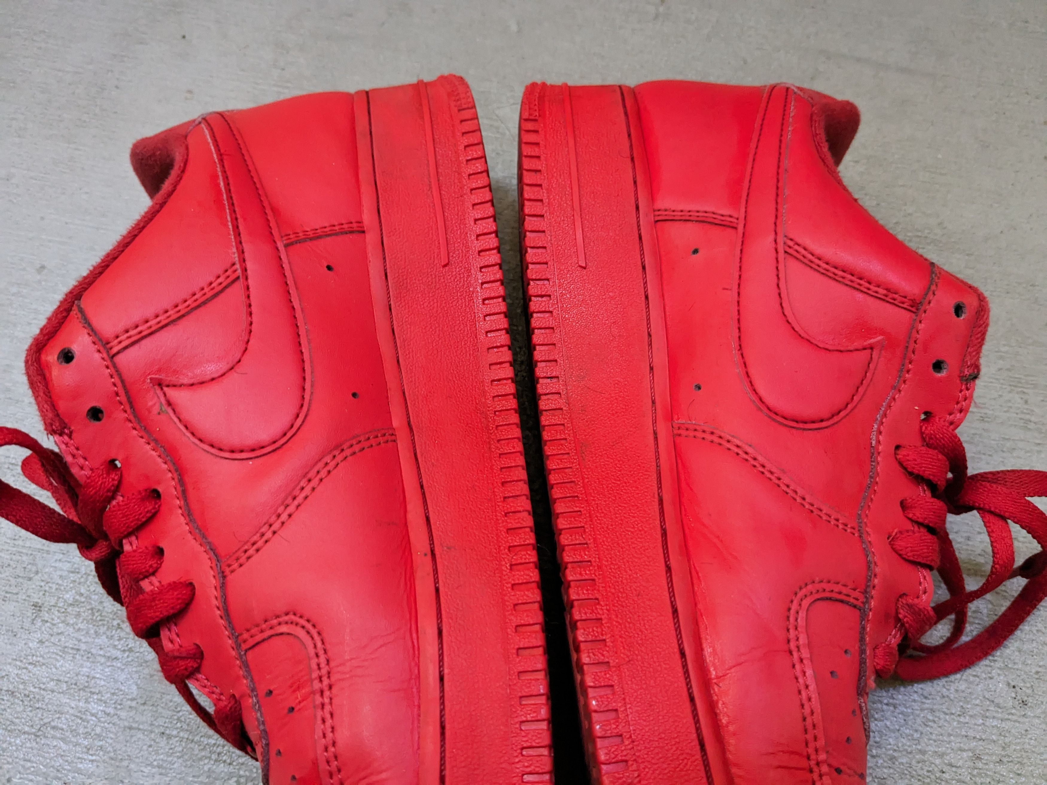 Nike Nike Air Force 1 '07 LV8 Low Triple Red 10.5 CW6999-600 Size US 10.5 / EU 43-44 - 4 Thumbnail