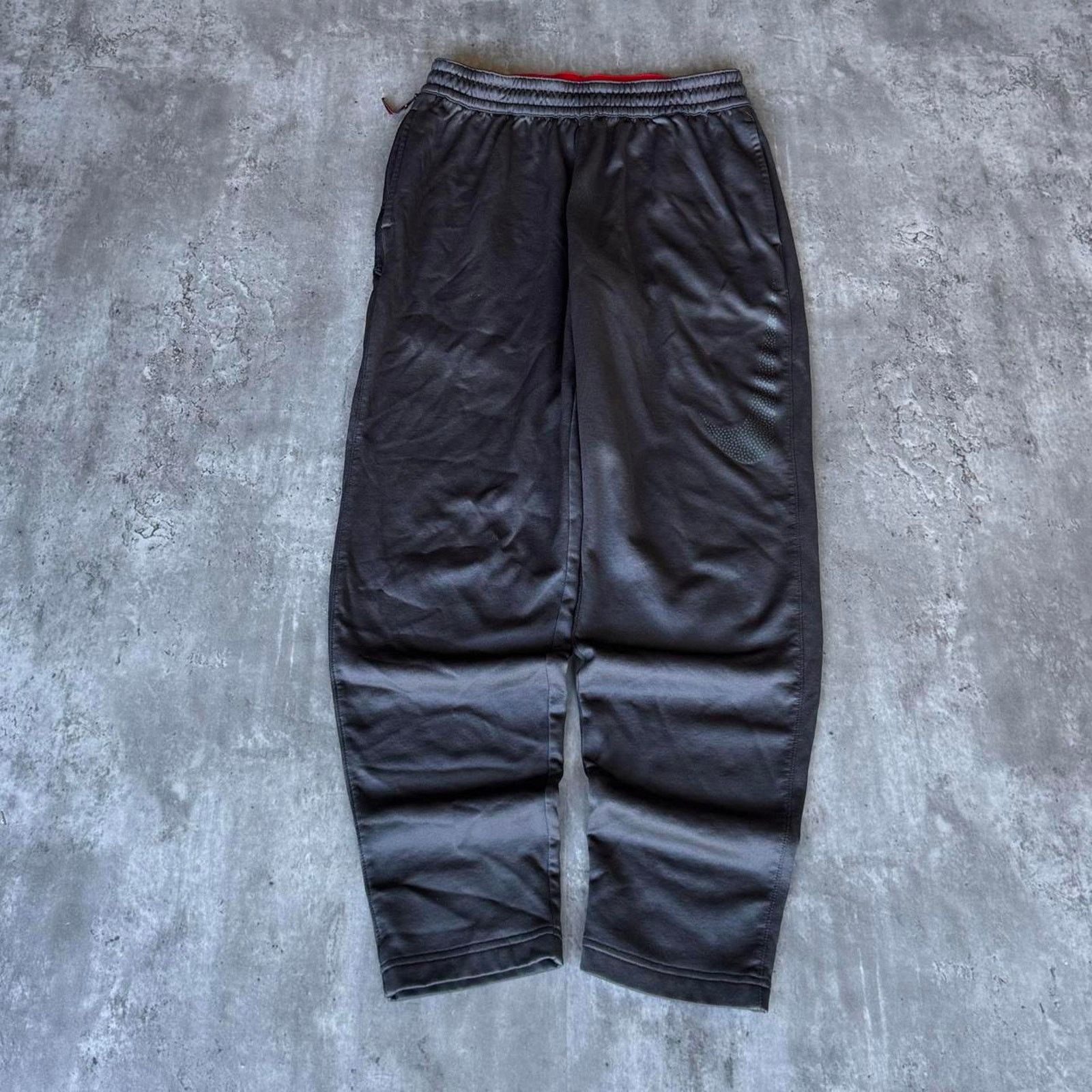 Nike × Nike ACG Vintage Y2K Nike Grey & Red Grunge Opium Jogger Sweatpants Size US 30 / EU 46 - 1 Thumbnail