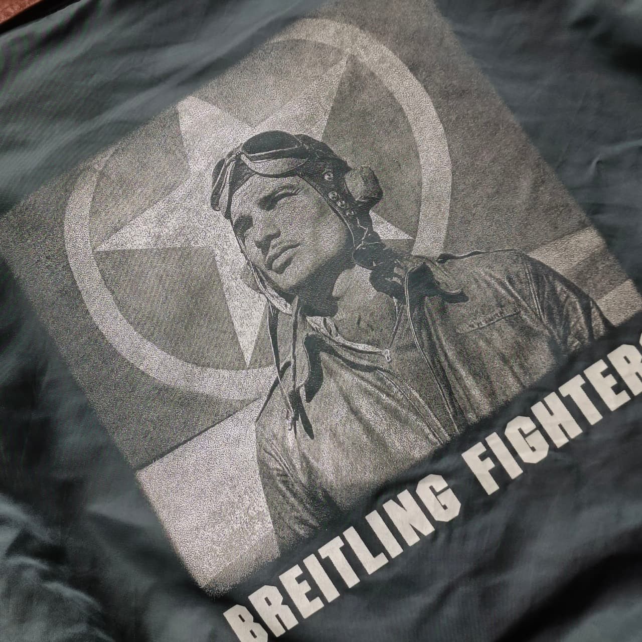 Alpha Industries Alpha Industries x Breitling MA-1 CWU military flight jkt Size US L / EU 52-54 / 3 - 5 Thumbnail