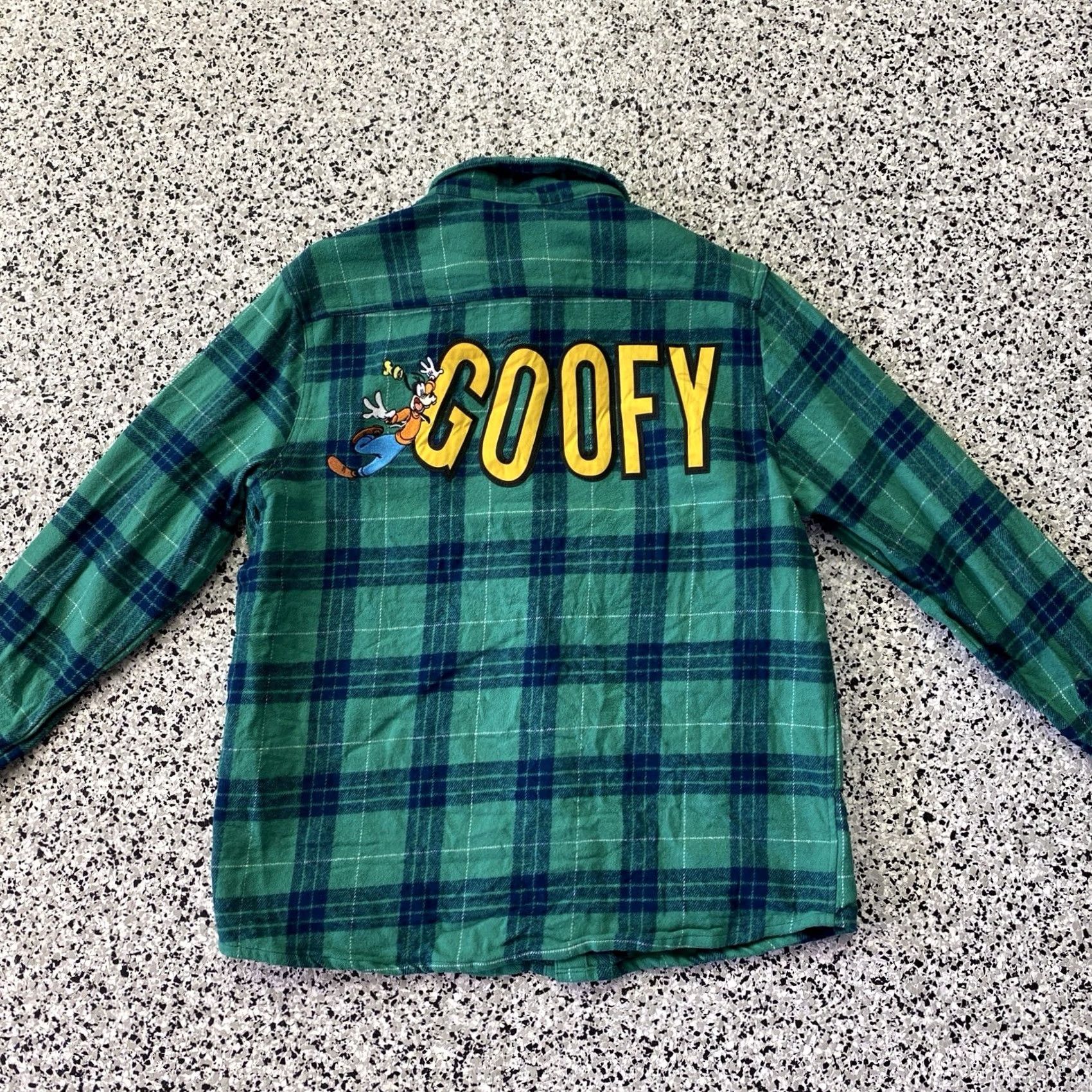 Disney Disney Goofy Flannel Shirt Mens Large Green Plaid Button-Front Outdoor Shirt Size US L / EU 52-54 / 3 - 6 Thumbnail