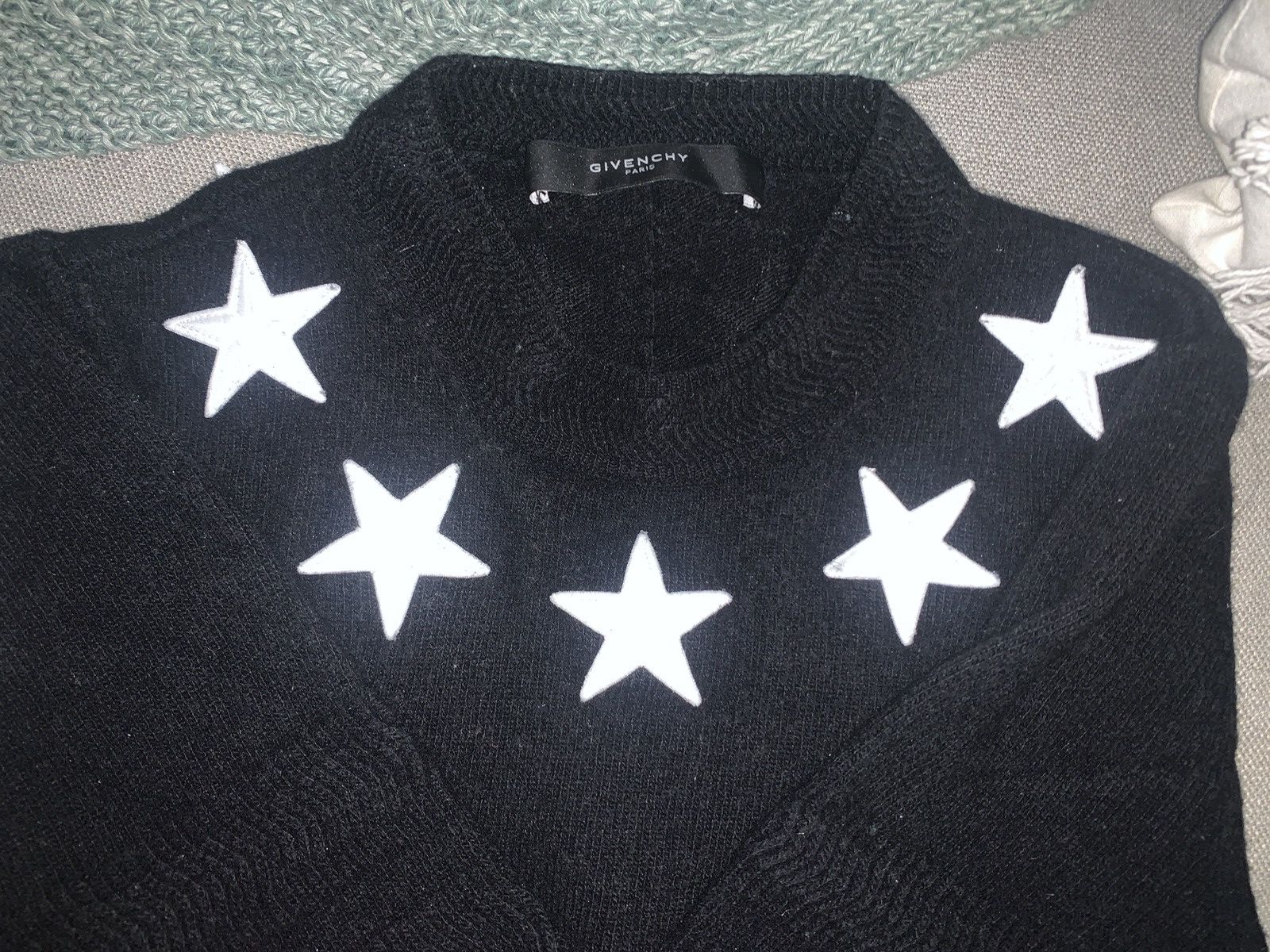 Givenchy Givenchy Star Embroidered Sweater Size US M / EU 48-50 / 2 - 6 Thumbnail