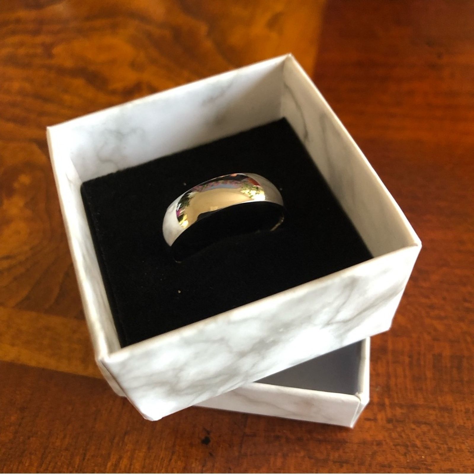 Jewelry Men’s 6mm polished Titanium comfort band wedding ring NIB 10 Size ONE SIZE - 2 Thumbnail