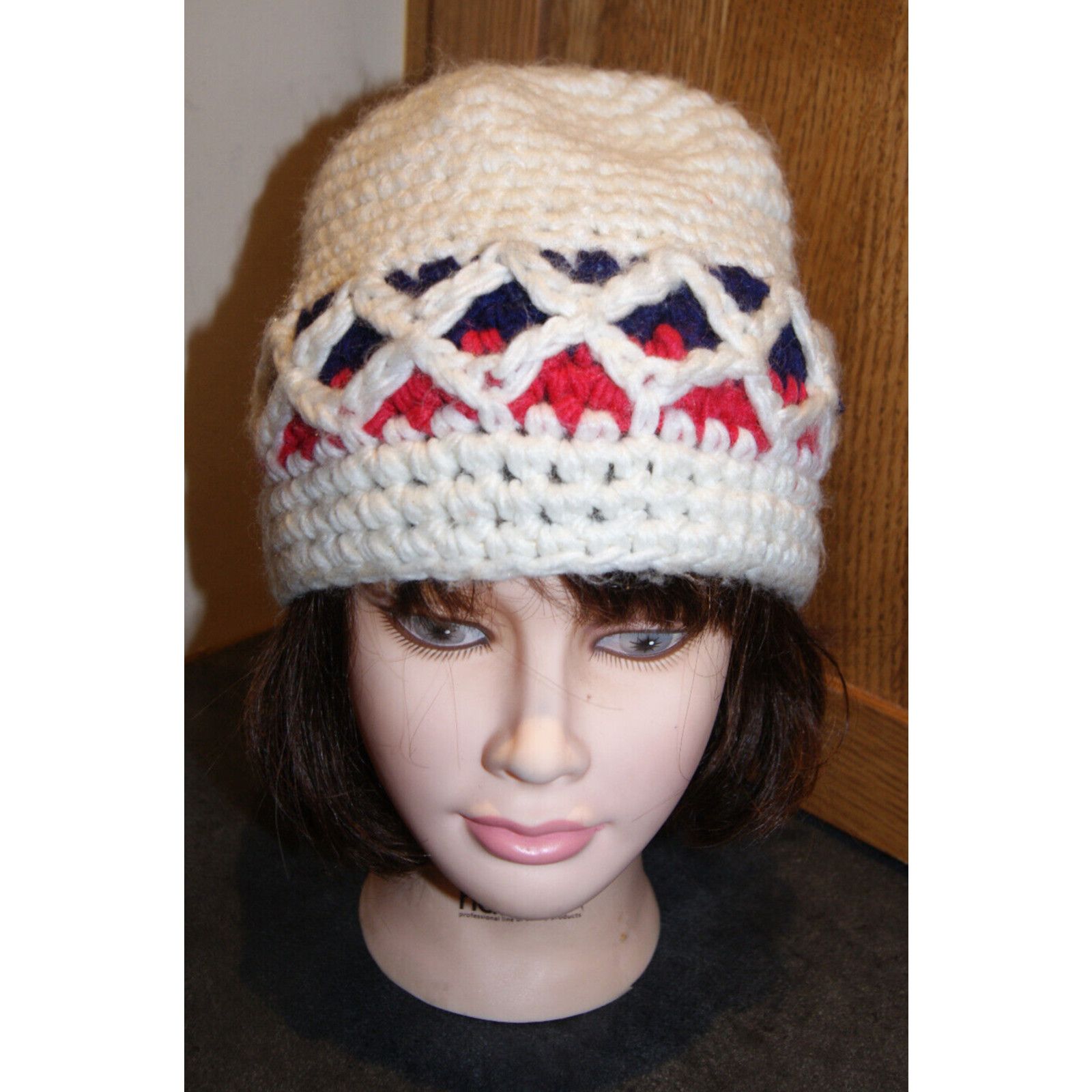 Handmade Womens Winter Hat Hand Knit Crocheted Vintage 70s Beanie Size ONE SIZE - 2 Thumbnail