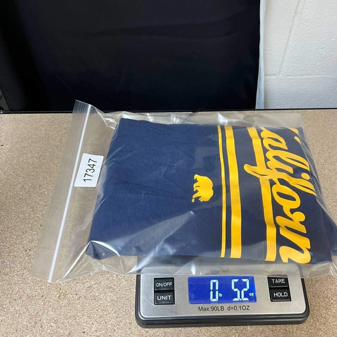 Other California Golden Bears Shirt Men L Sleeveless Round Neck Size US L / EU 52-54 / 3 - 7 Thumbnail
