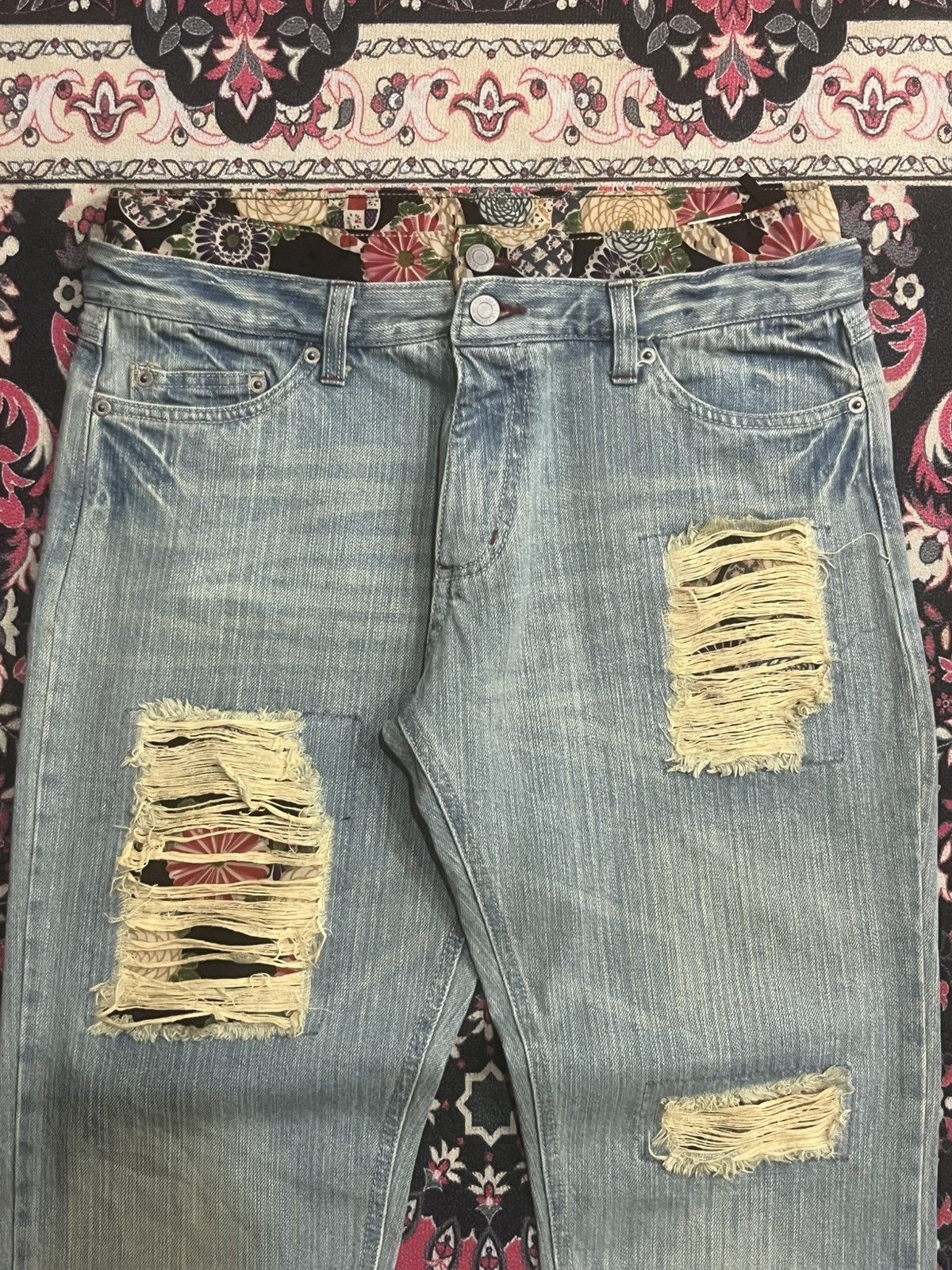 Japanese Brand Vintage Jouer Aux Echecs Double Waist Floral Distressed Jean Size US 30 / EU 46 - 4 Thumbnail