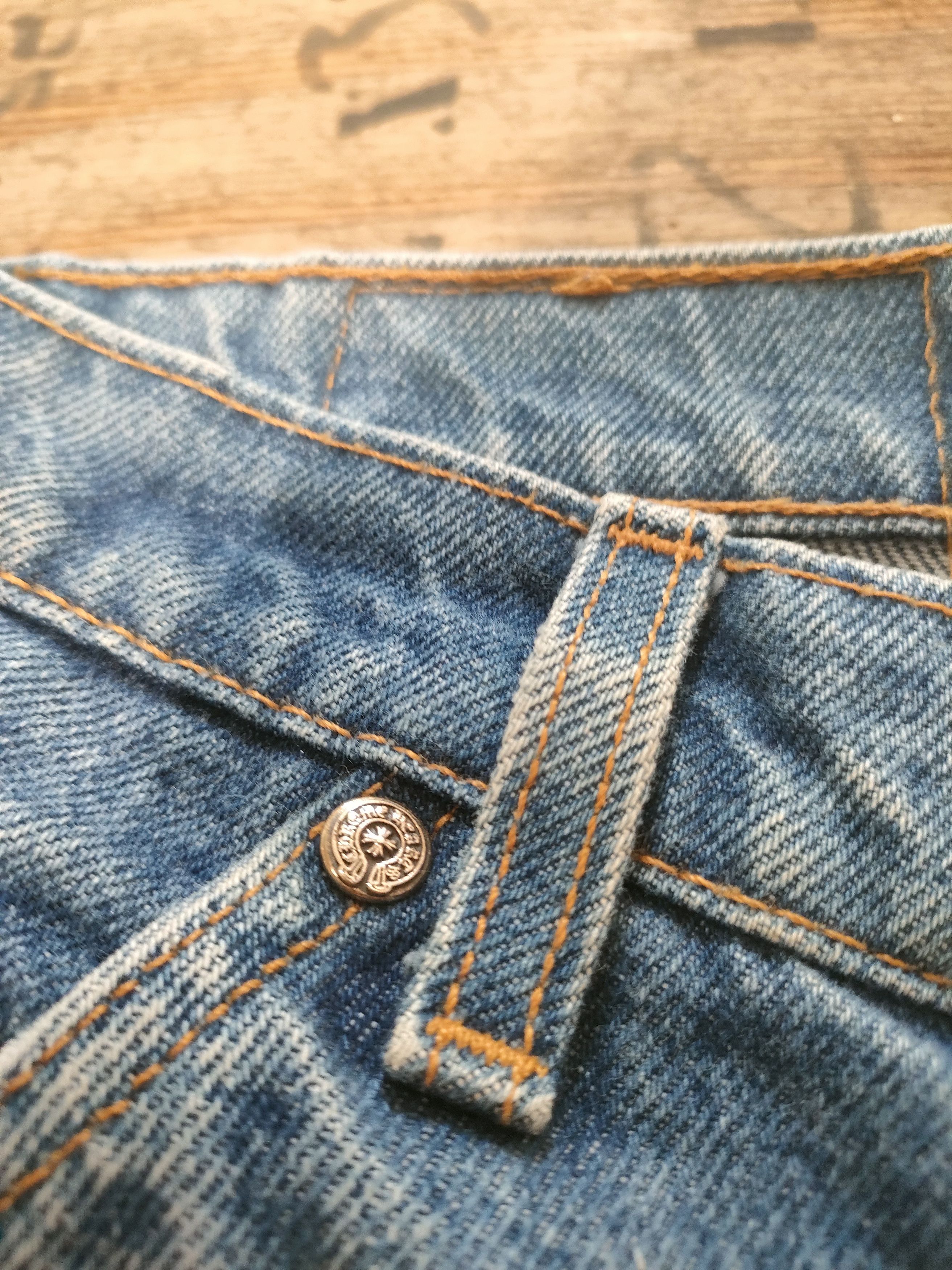 Chrome Hearts Chrome Hearts Levi's 517 Blue Cross Patch Spraypainted Jeans Size US 33 - 5 Thumbnail