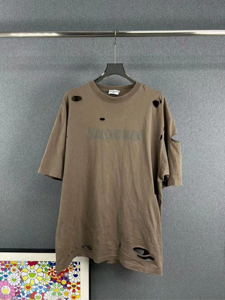 Balenciaga Balenciaga Distressed Letter Short Sleeve Tee - dmc Size US M / EU 48-50 / 2 - 1 Thumbnail