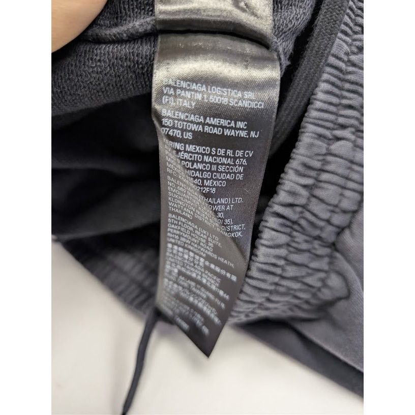 Balenciaga o1rshd1 Baggy Sweatpants / Trousers in Faded Black/Red Size US 32 / EU 48 - 20 Thumbnail