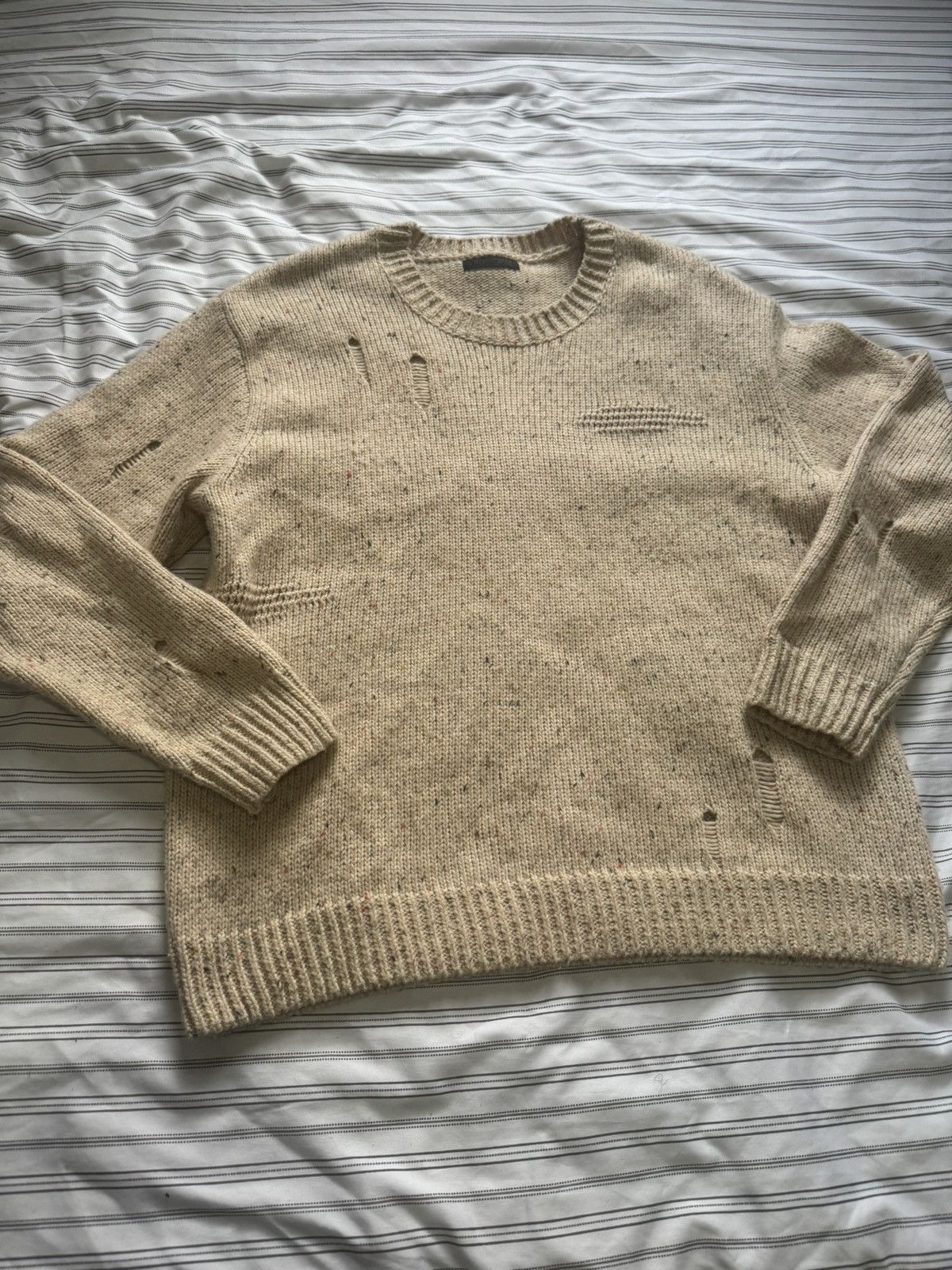 Zara Zara Tan Crewneck Sweater with Distressed Detailing Size US M / EU 48-50 / 2 - 1 Thumbnail