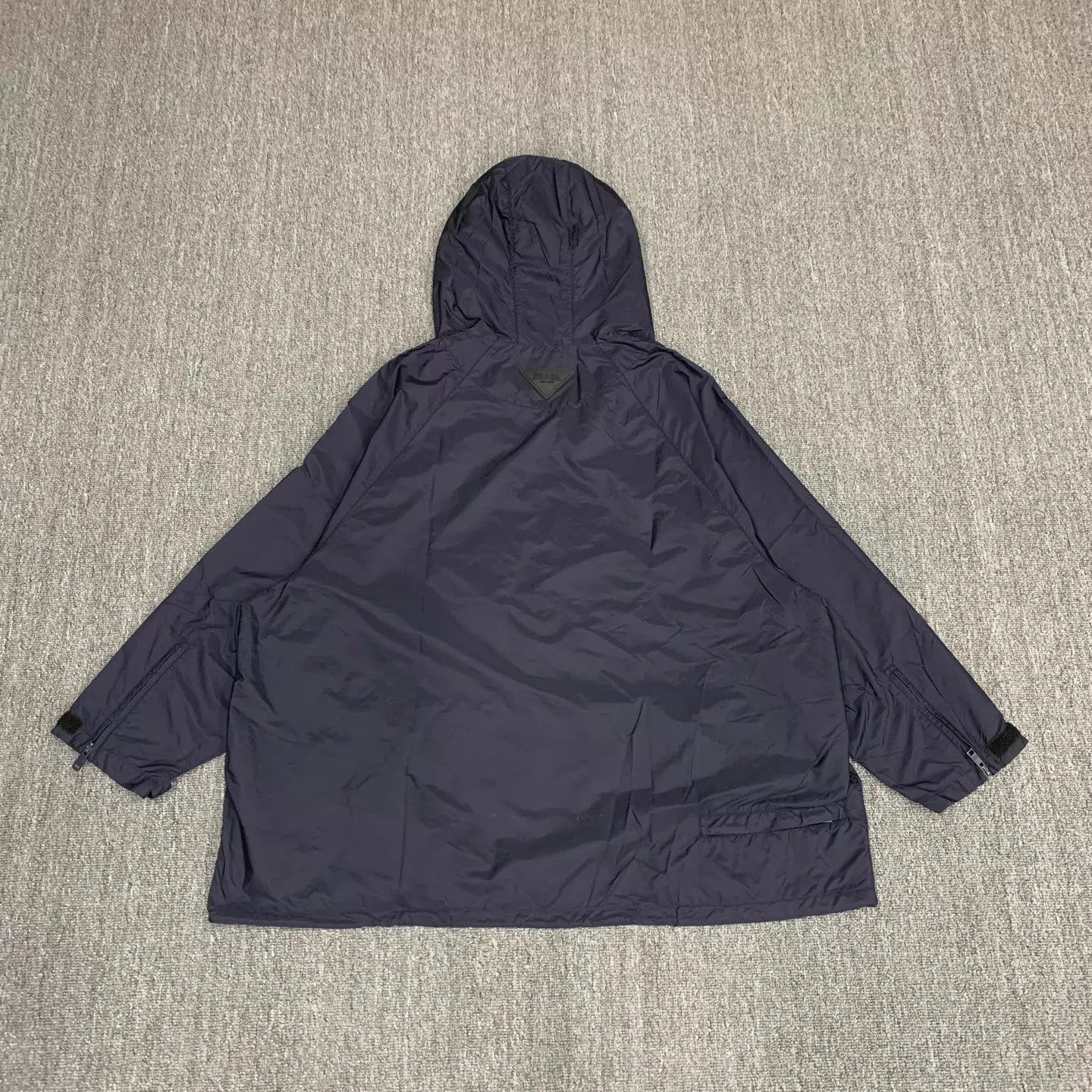 Prada Prada Navy Blue Triangle Logo Jacket XXL 9/10 Hem Scratch Size XXL / US 16-18 / IT 52-54 - 2 Thumbnail