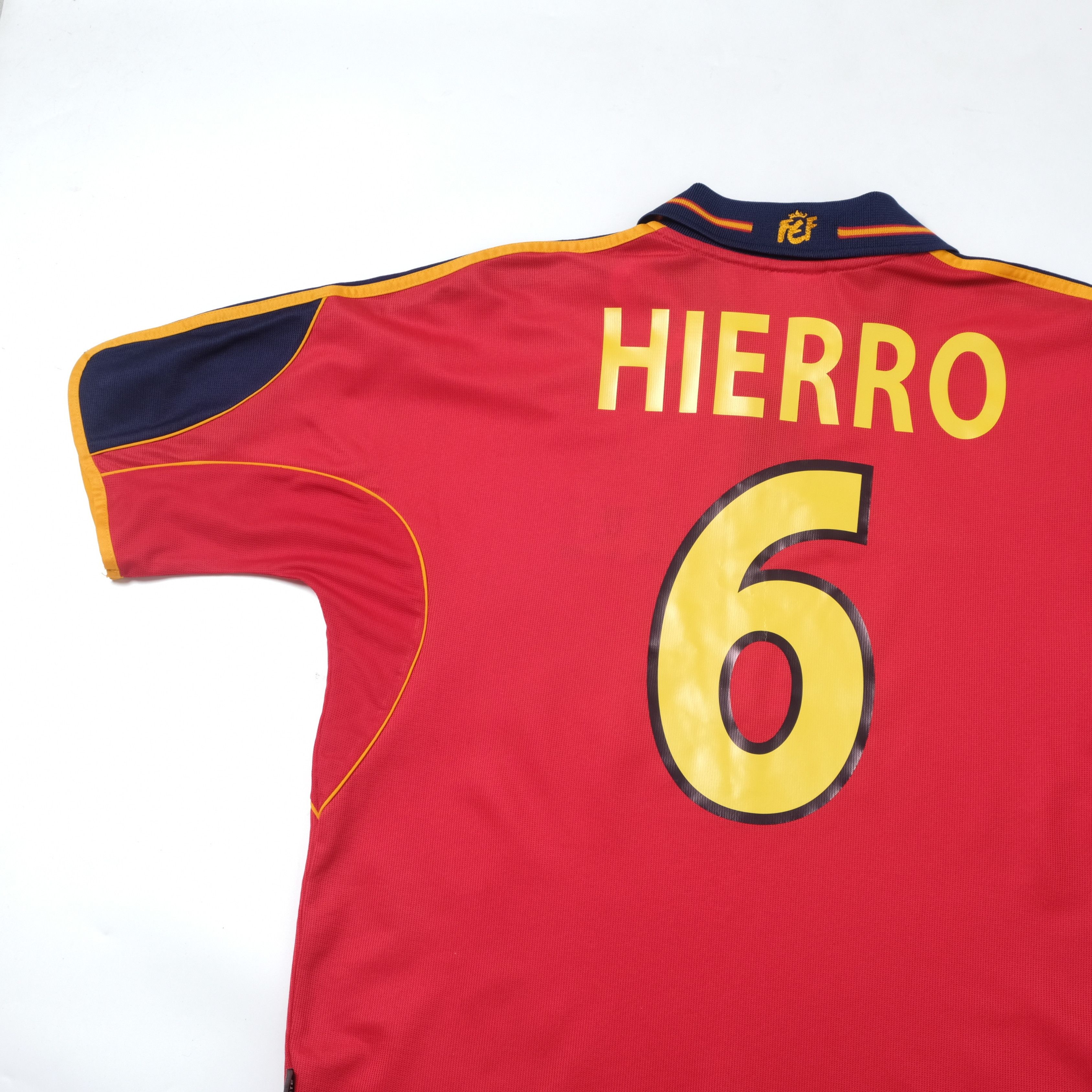 Adidas 1999/02 Spain Home Shirt Adidas Hierro (M) Size US M / EU 48-50 / 2 - 4 Thumbnail