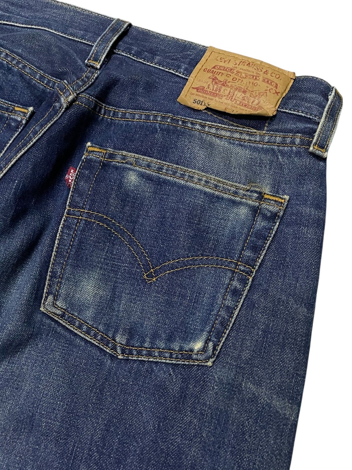 Levi's × Vintage Vintage Levis 501XX Faded Mud Wash Distressed Jeans Size US 30 / EU 46 - 20 Thumbnail
