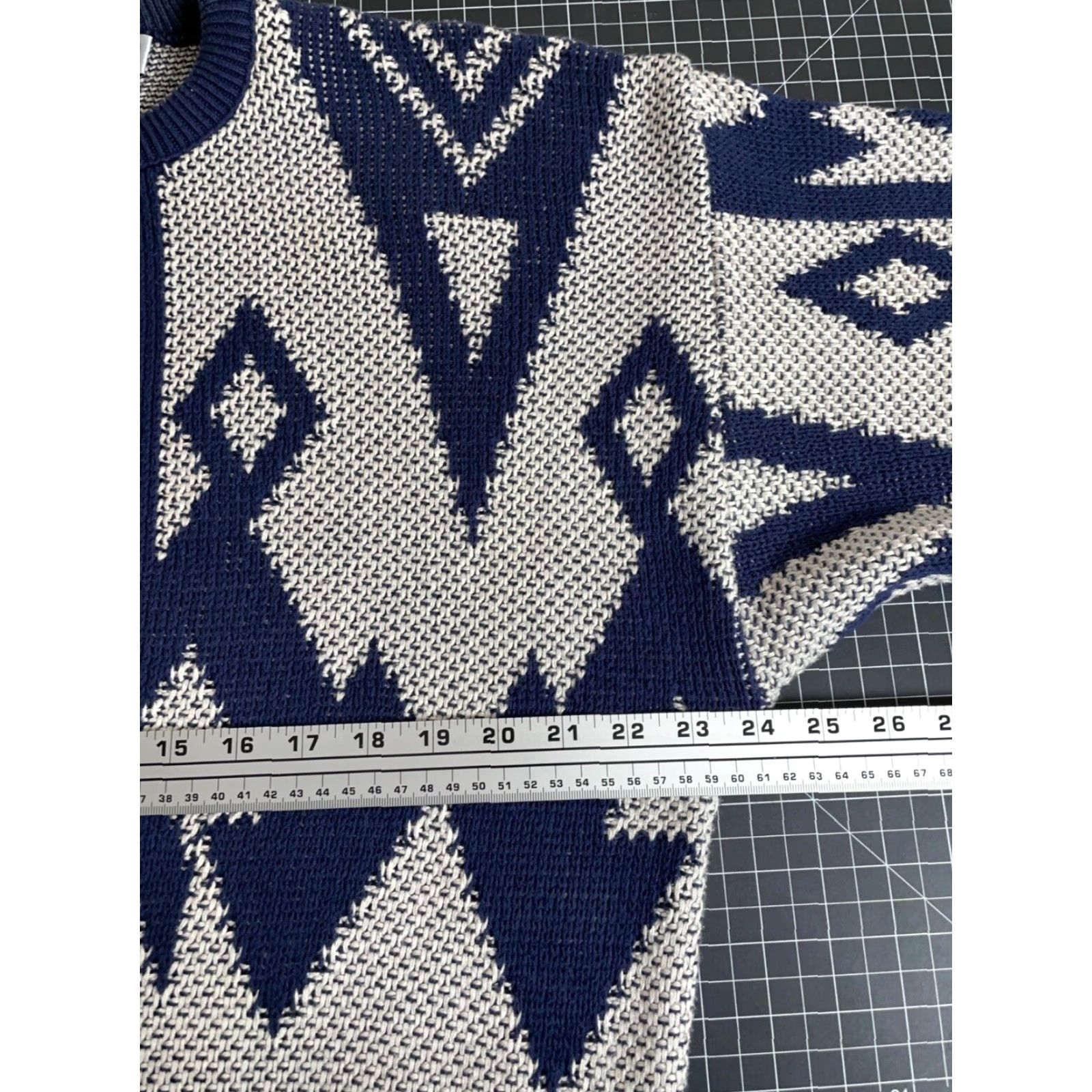 Jantzen VINTAGE Jantzen Geometric Chunky Knit Sweater Adult XL Ivory Dark Blue Cotton Mens Size US XL / EU 56 / 4 - 6 Thumbnail