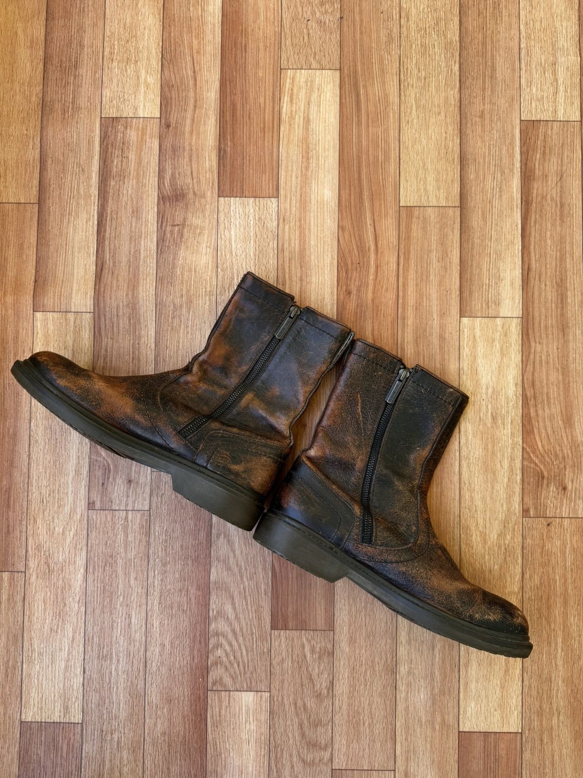 Dirk Bikkembergs 🔥🕷️ Rare distressed eroded boots Size US 8.5 / EU 41-42 - 4 Thumbnail
