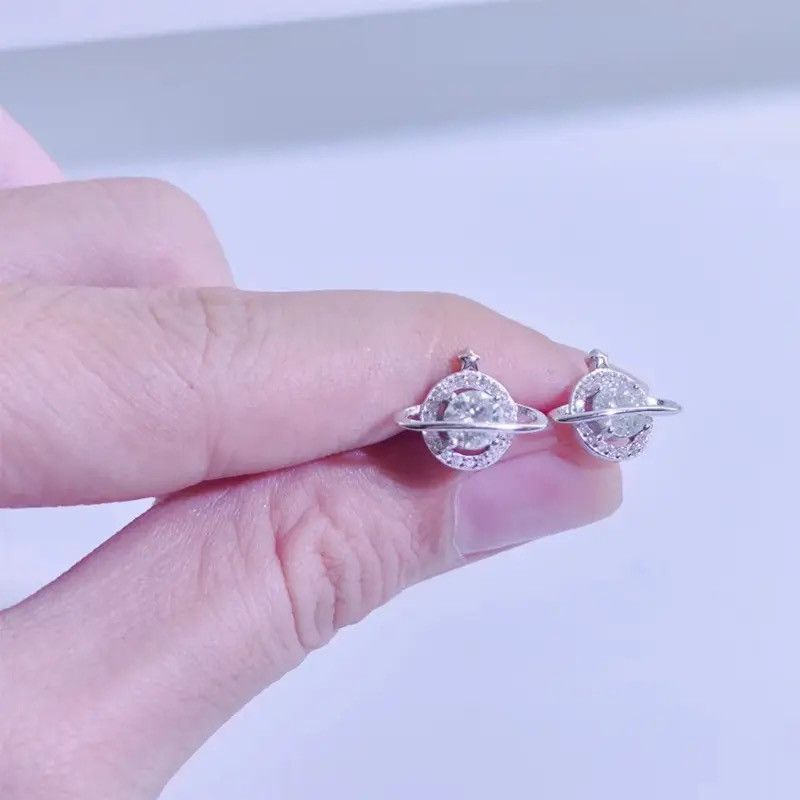 Sterling Silver Silver planet 0.5 carat moissanite temperament niche earring Size ONE SIZE - 3 Thumbnail