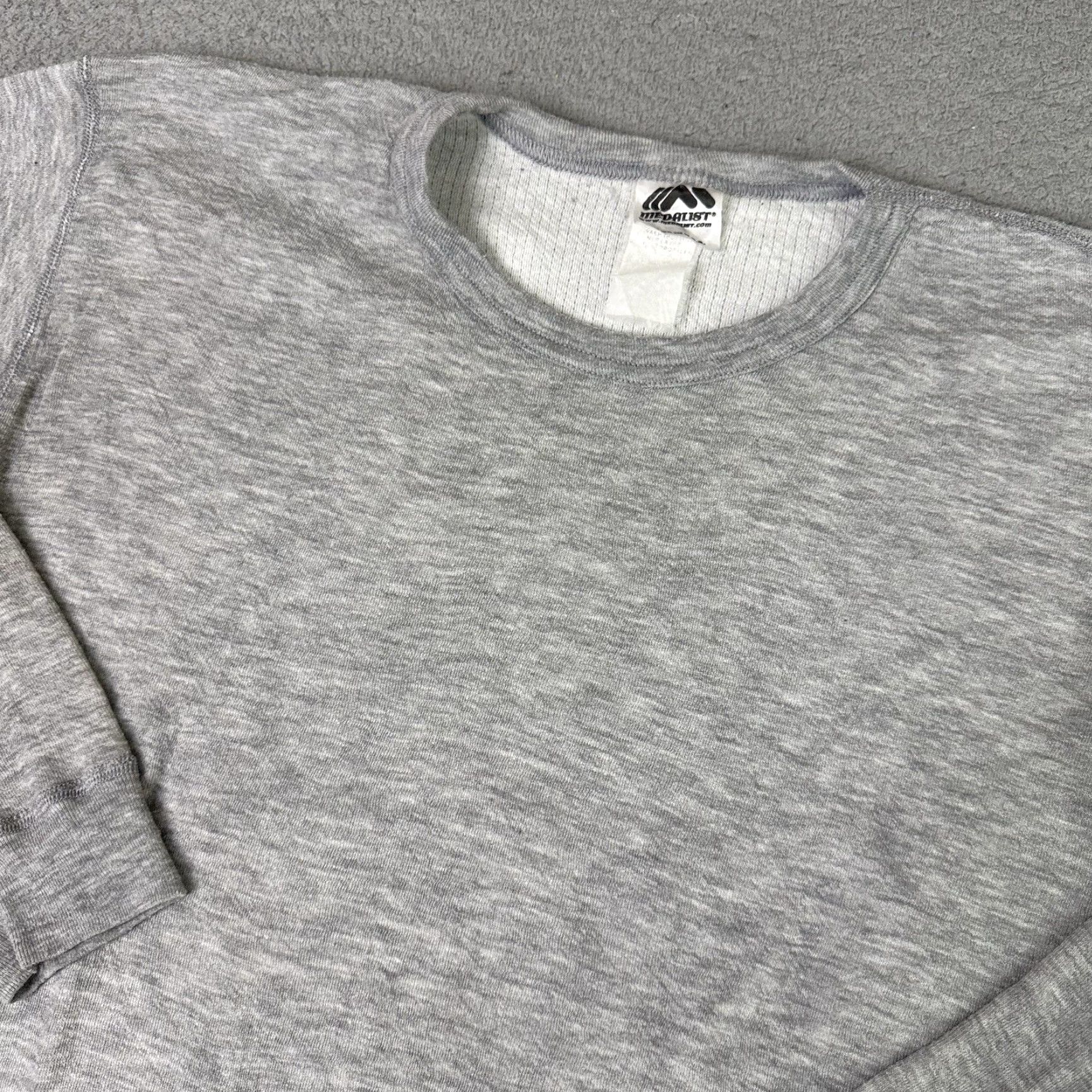 Layer 8 VINTAGE Medalist Shirt Mens L Gray Distressed USA Thermal Base Layer Long Sleeve Crew Neck Size US L / EU 52-54 / 3 - 2 Thumbnail