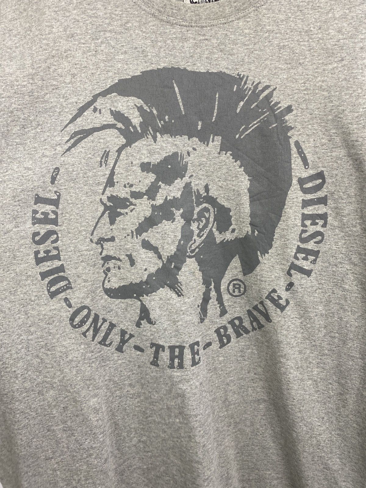 Diesel 🇺🇸 Vintage Diesel Punk Rock Man Y2K T-Shirt Rare Retro Hype Size US XL / EU 56 / 4 - 4 Thumbnail