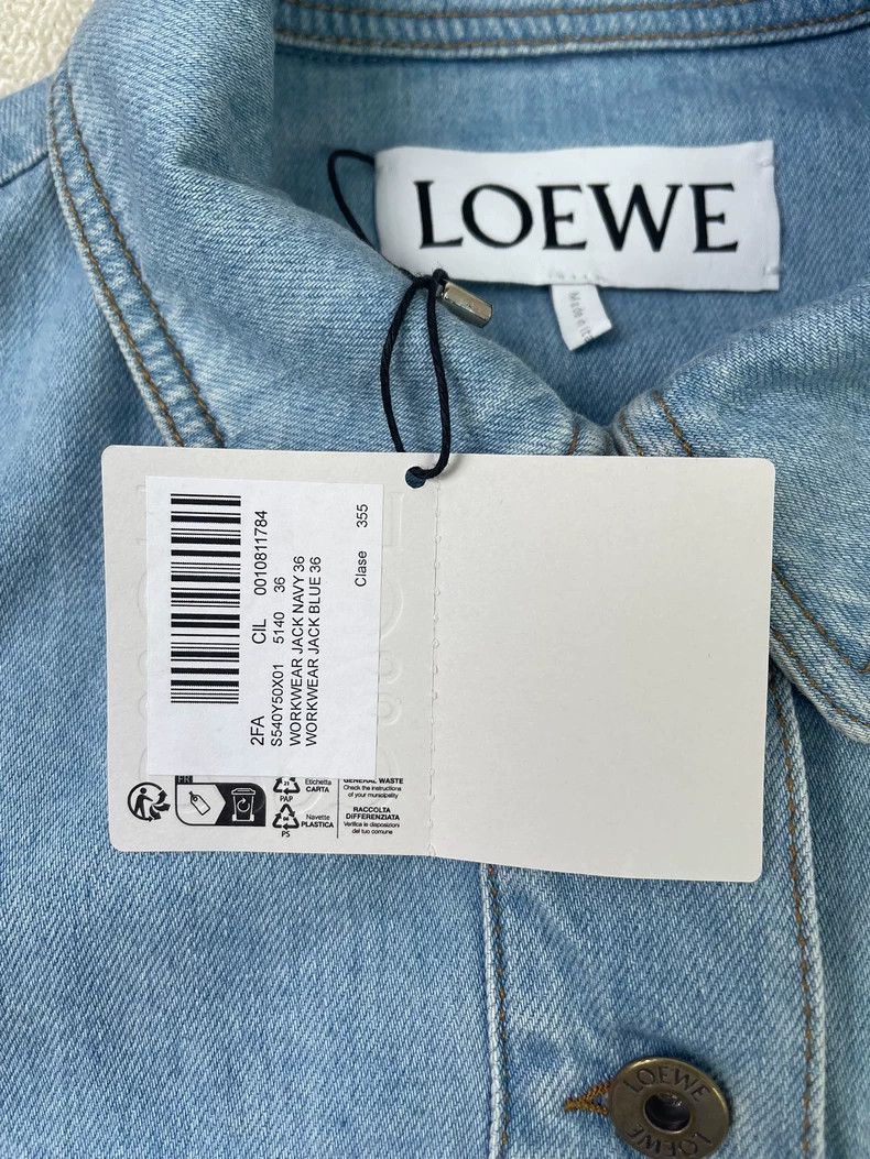 Loewe LOEWE FW21 Asymmetric Workwear denim jacket Size XS / US 0-2 / IT 36-38 - 4 Thumbnail