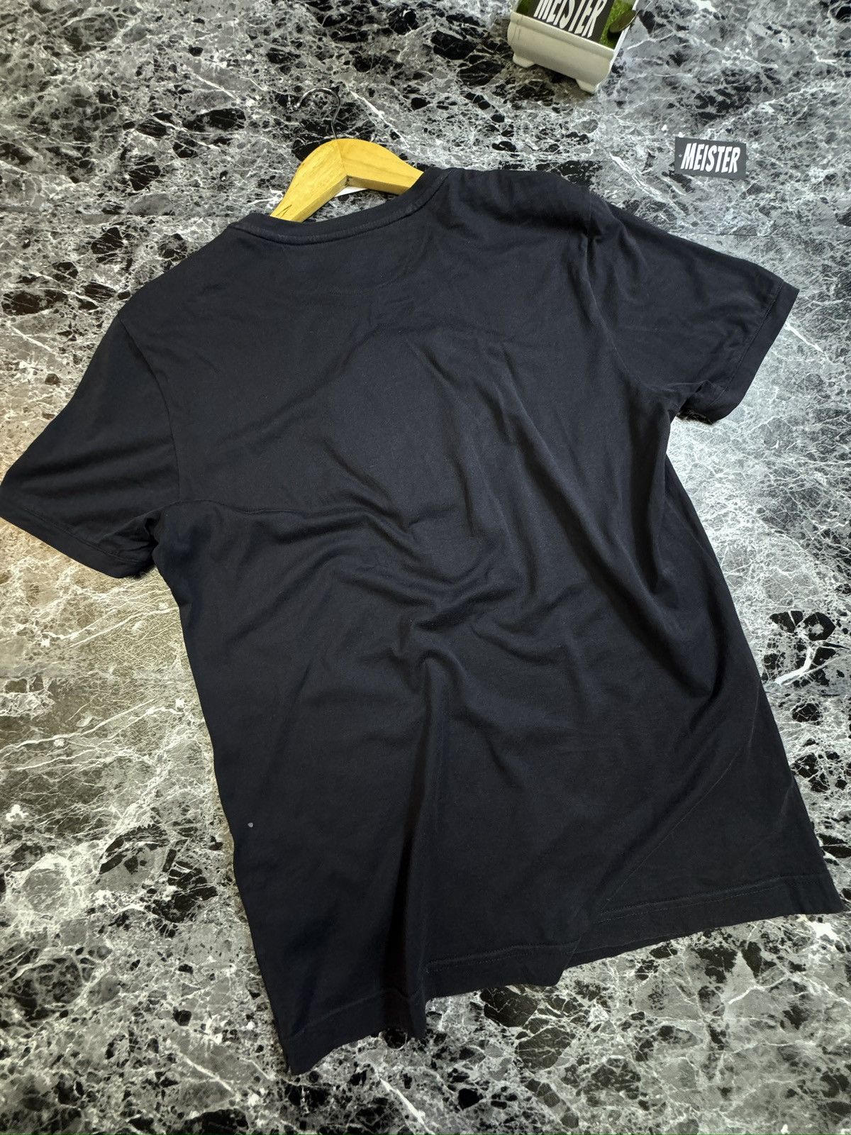 Fendi Fendi Black Fur Light Bulb T-shirt Size US M / EU 48-50 / 2 - 9 Thumbnail