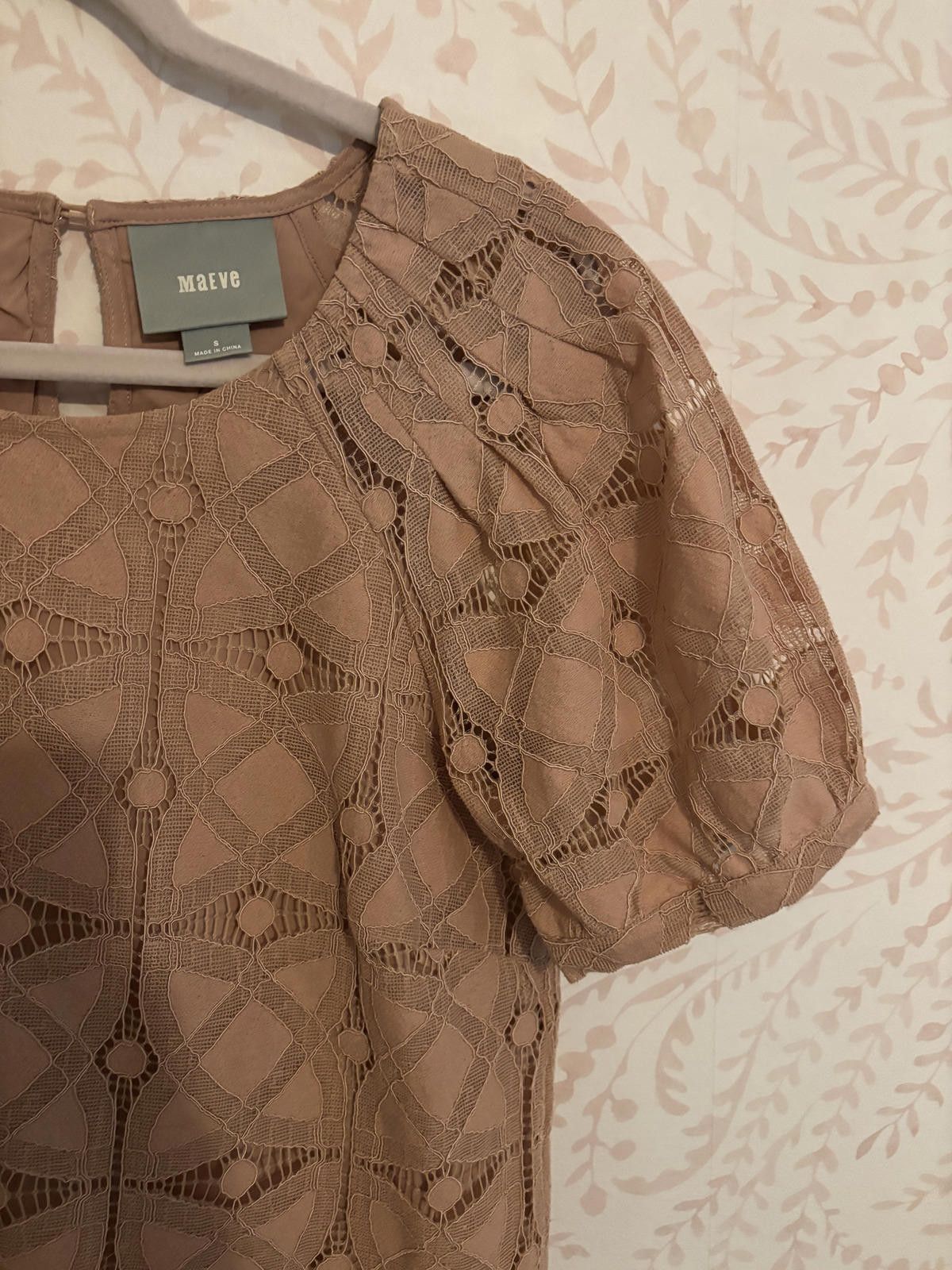 Other Anthropologie Maeve Beige Lace Puff Sleeve Blouse Size S / US 4 / IT 40 - 3 Thumbnail