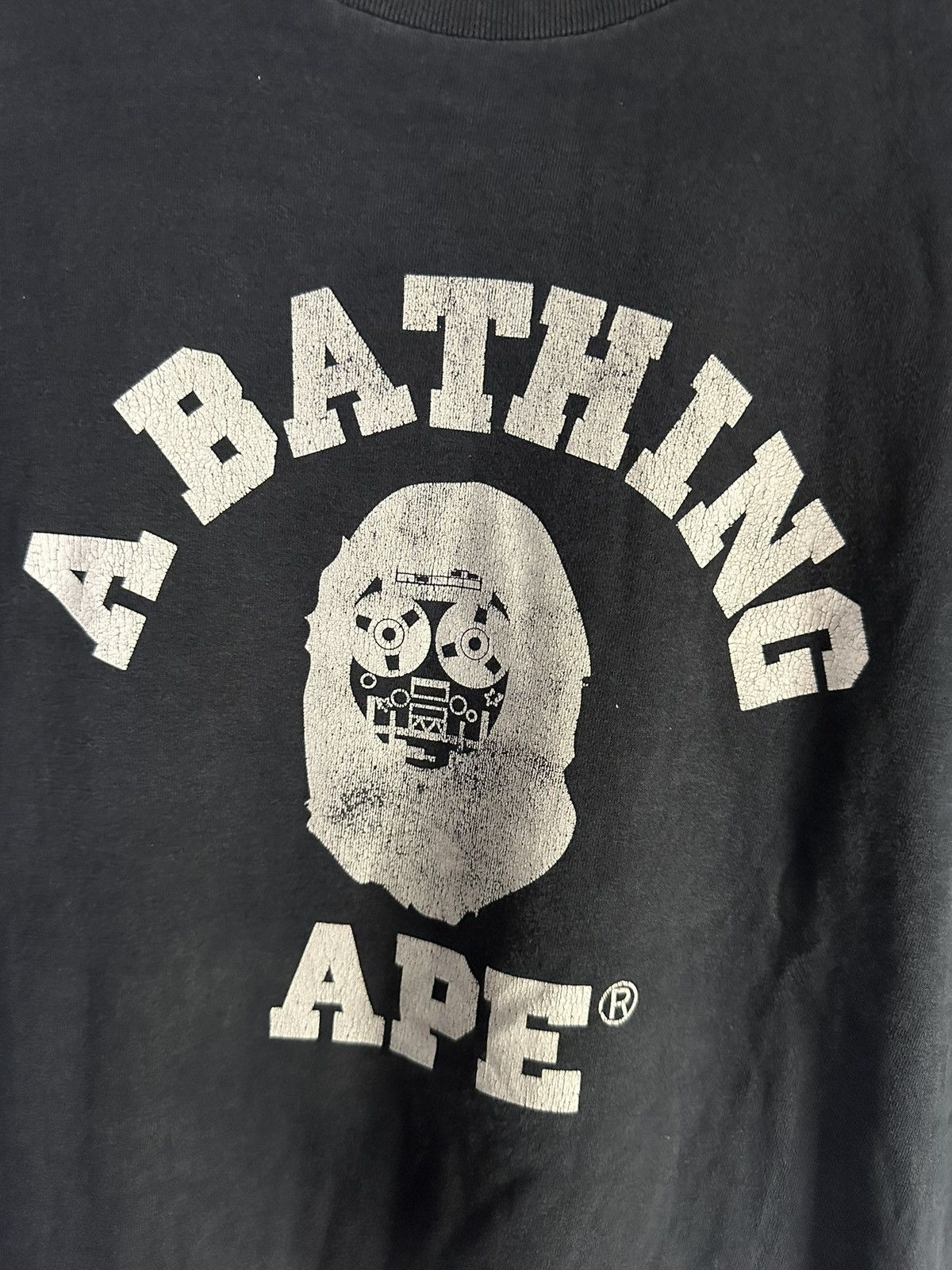 Bape Thrashed Vintage Bathing Ape Sun Faded Japan Tee Size US M / EU 48-50 / 2 - 2 Thumbnail