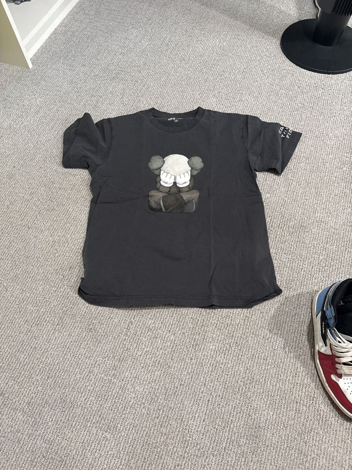 Kaws Kaws Black Tokyo First T Shirt Size US XL / EU 56 / 4 - 1 Thumbnail