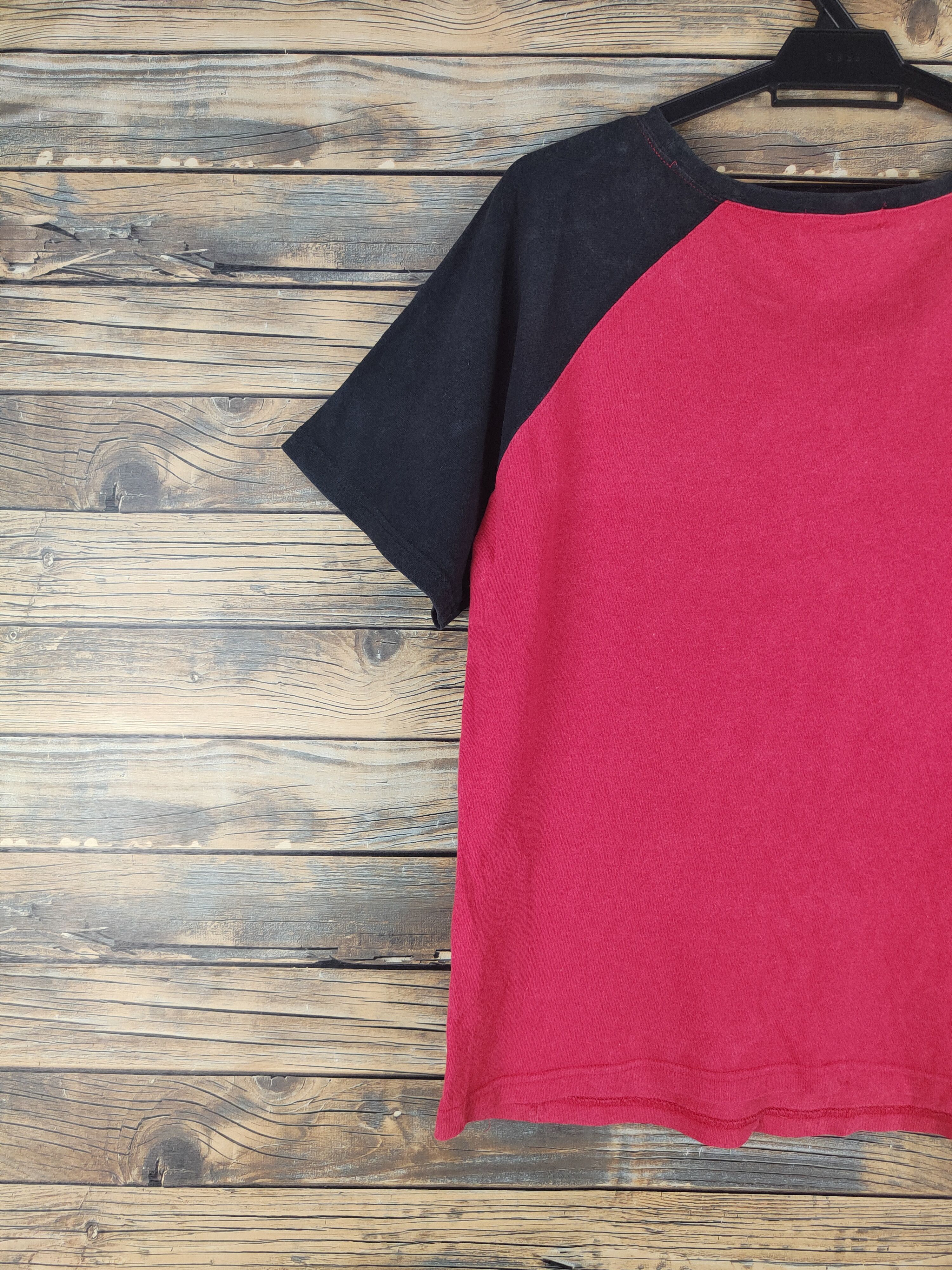 Japanese Brand DL One Piece Red Black Short Sleeve T-shirt #1630 Size US L / EU 52-54 / 3 - 9 Thumbnail