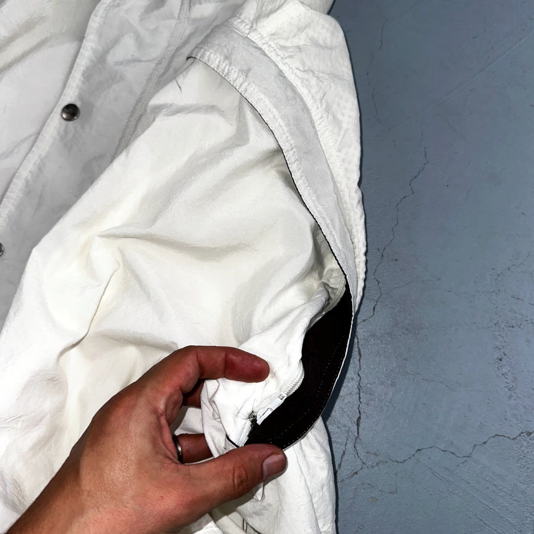 Nike Nike Jacket Vintage 90s Challenge Court Tennis Vest Removable Sleeves RARE White White Nike Vintage 90s Jacket Tennis Vest Removable Sleeves RARE Size US L / EU 52-54 / 3 - 7 Thumbnail