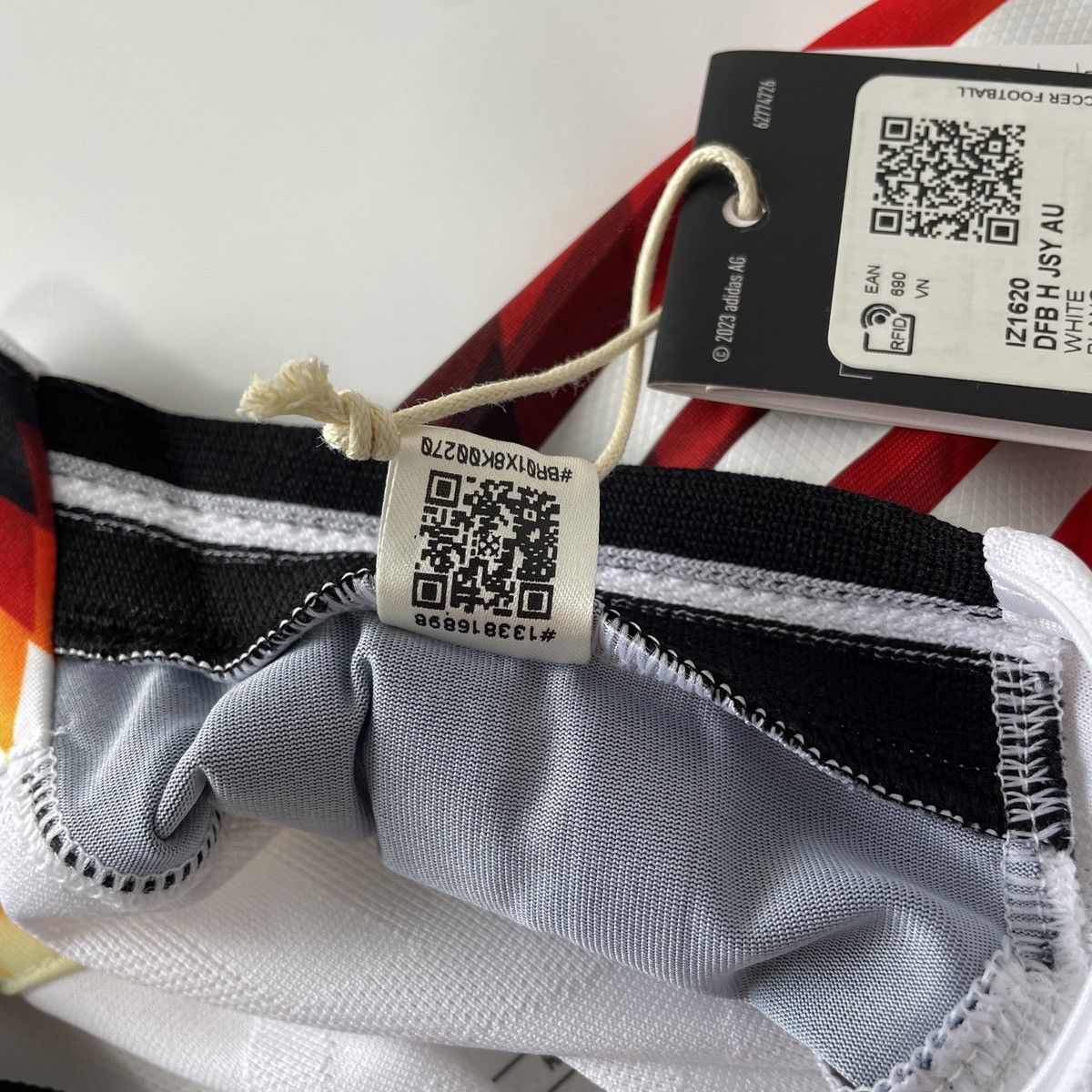 Adidas Germany Adidas Authentic HEAT.RDY Jersey 2024/2025 size S Size US S / EU 44-46 / 1 - 12 Thumbnail