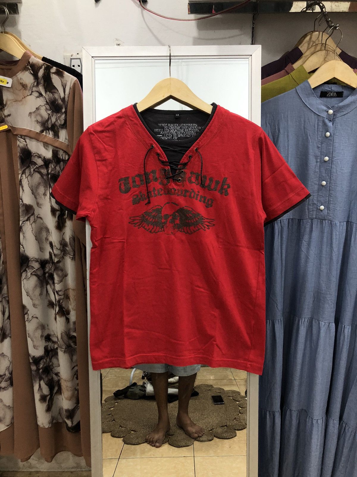 Shorty's Skateboards × Tony Hawk Vintage Tony Hawk Lace Up T shirt Size US M / EU 48-50 / 2 - 1 Thumbnail