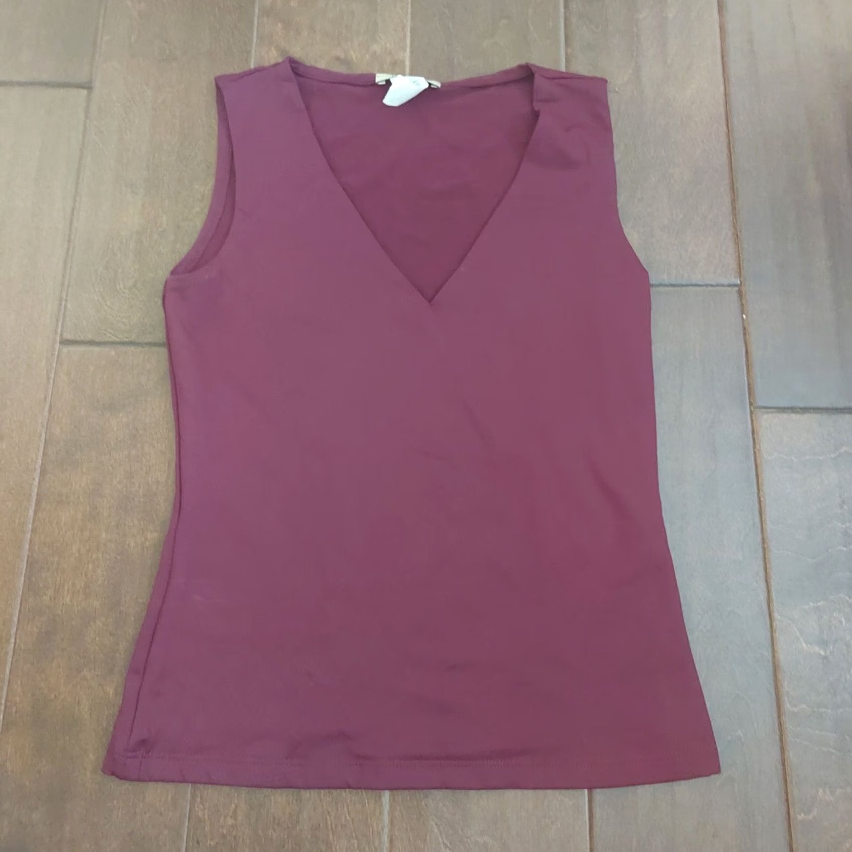 Vintage Be Cool Tank Top Be Cool Girl's Maroon V-Neck Sleeveless Tank M Teens Shirt Womens? Size M / US 6-8 / IT 42-44 - 2 Thumbnail