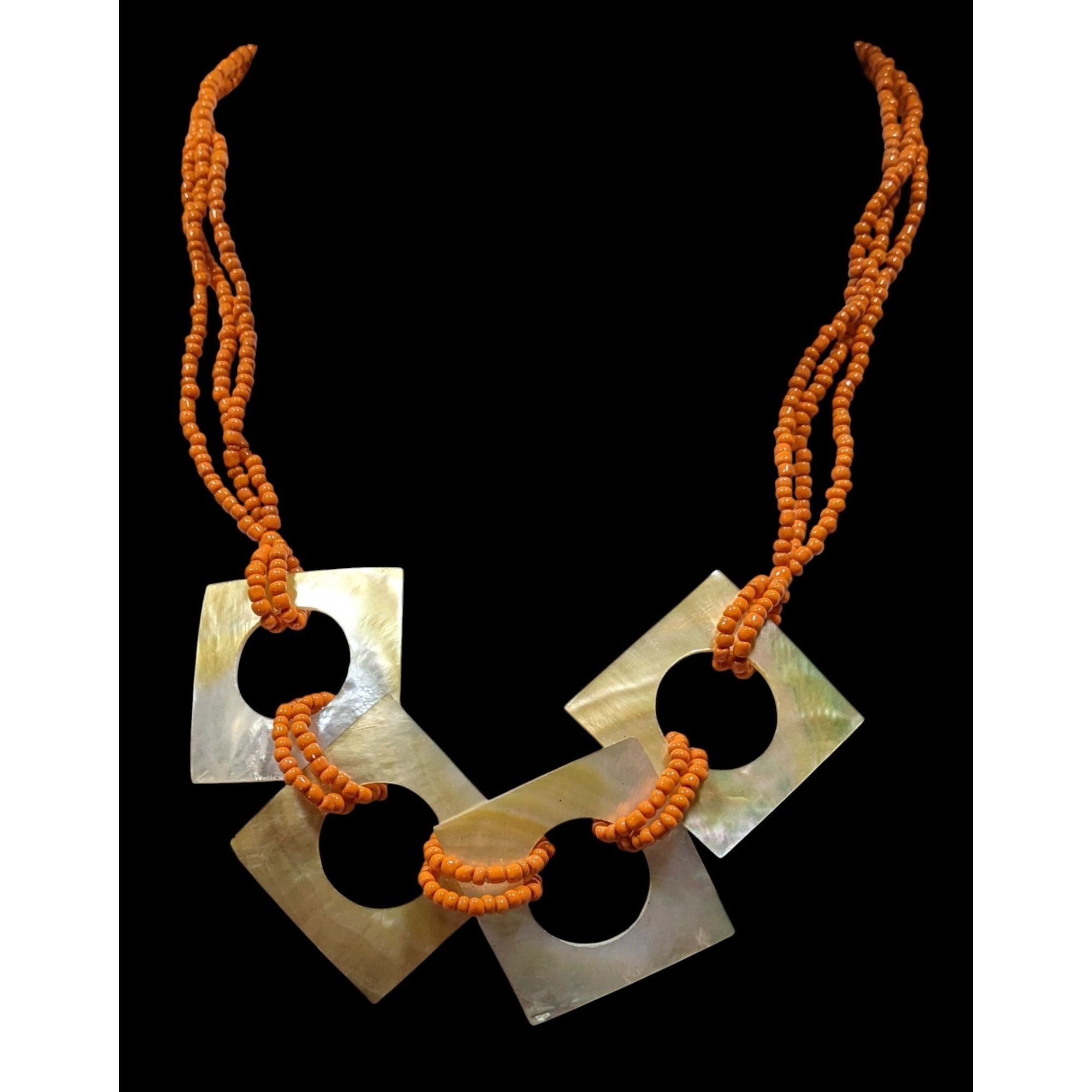 Other Vintage Bohemian Orange Beaded Necklace With Mother Of Pearl Size ONE SIZE - 2 Thumbnail